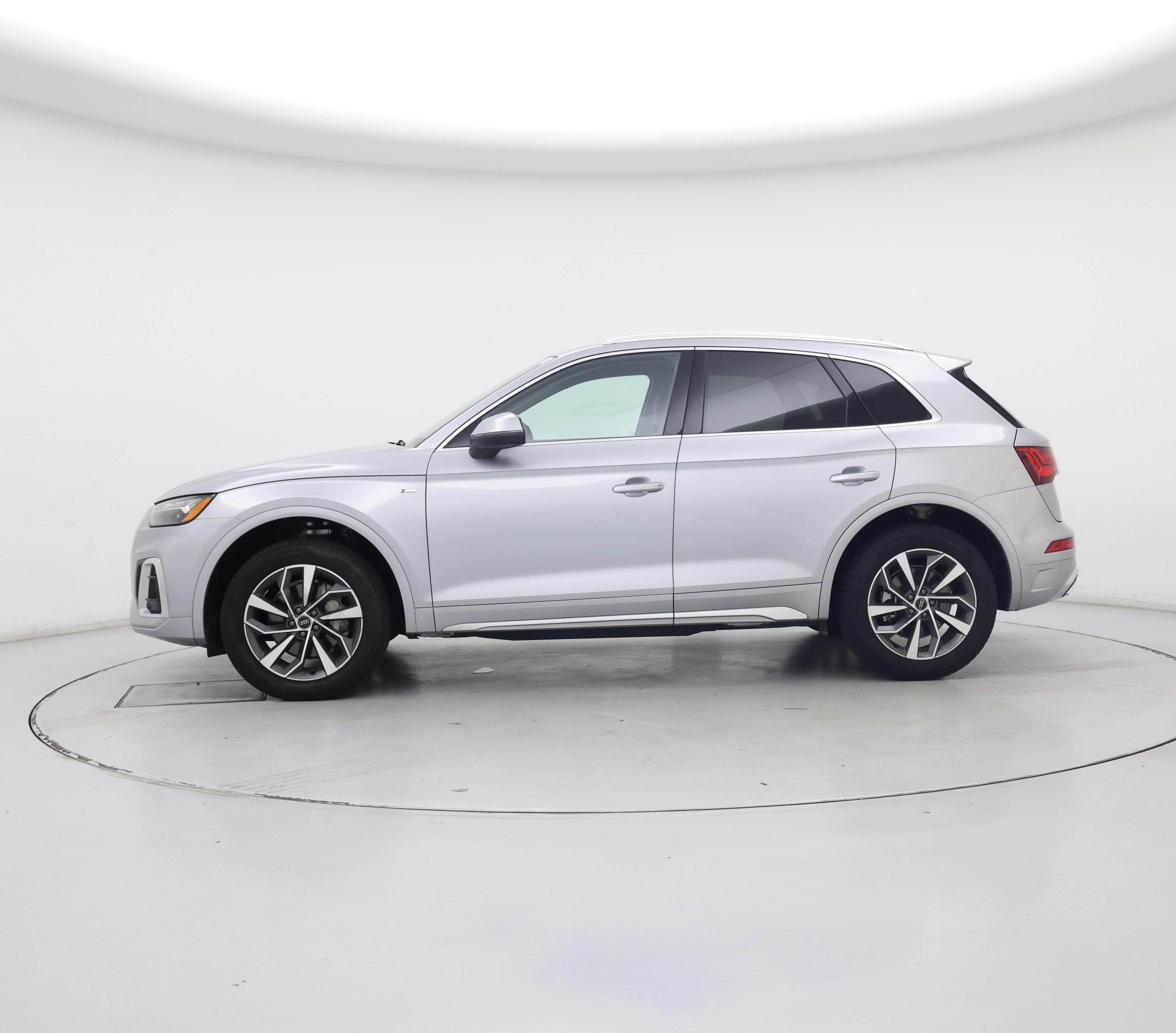 Thumbnail: 2025 Audi Q5 - 3