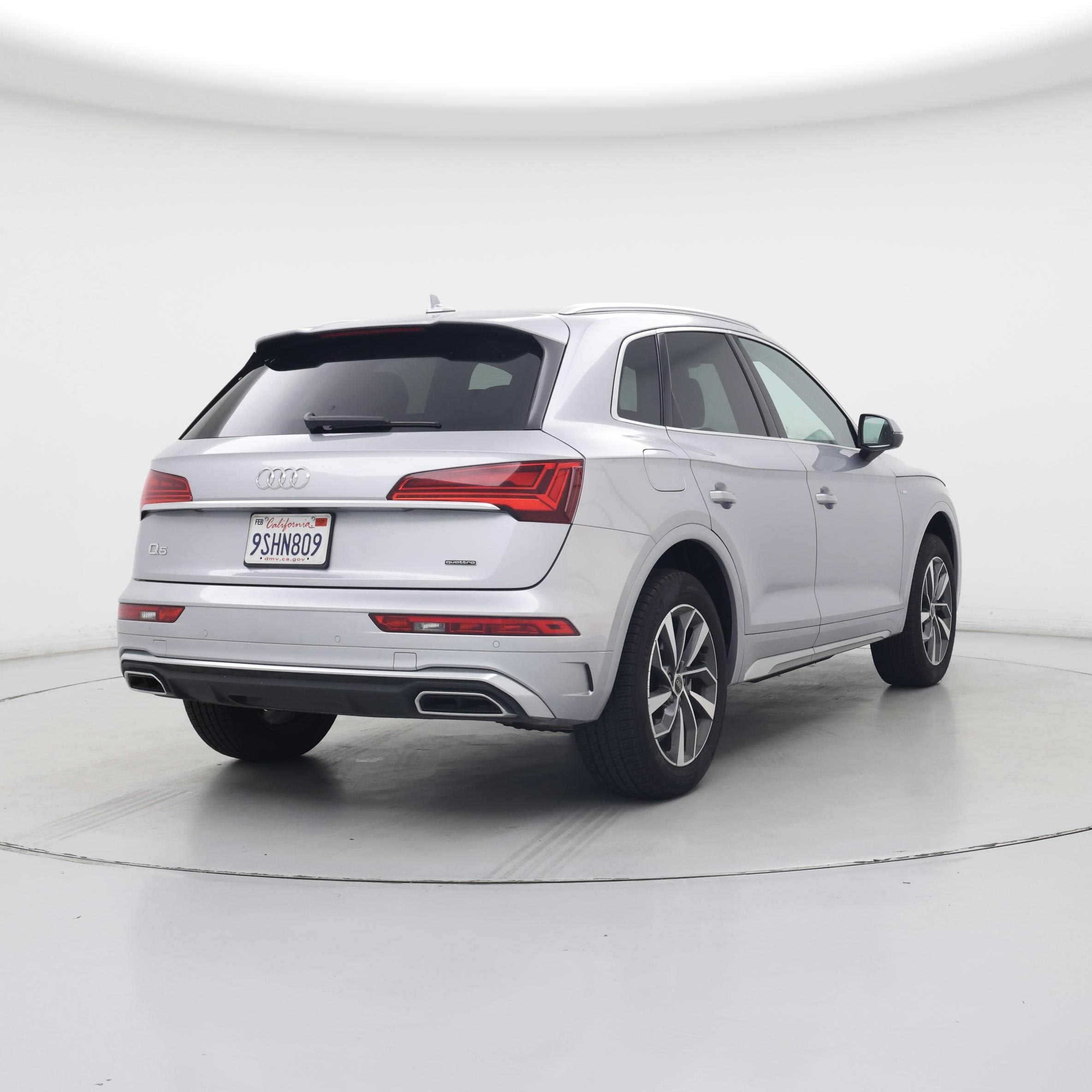 Thumbnail: 2025 Audi Q5 - 8