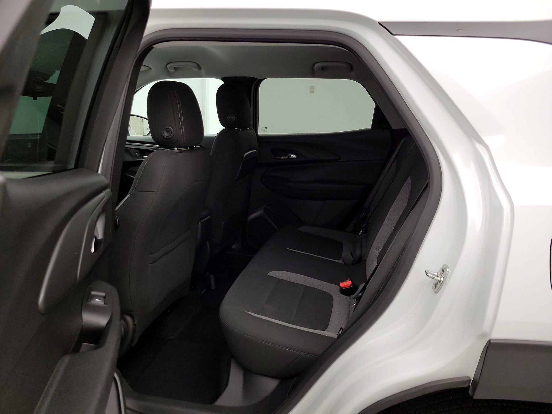 Thumbnail: 2025 Chevrolet TrailBlazer - 19