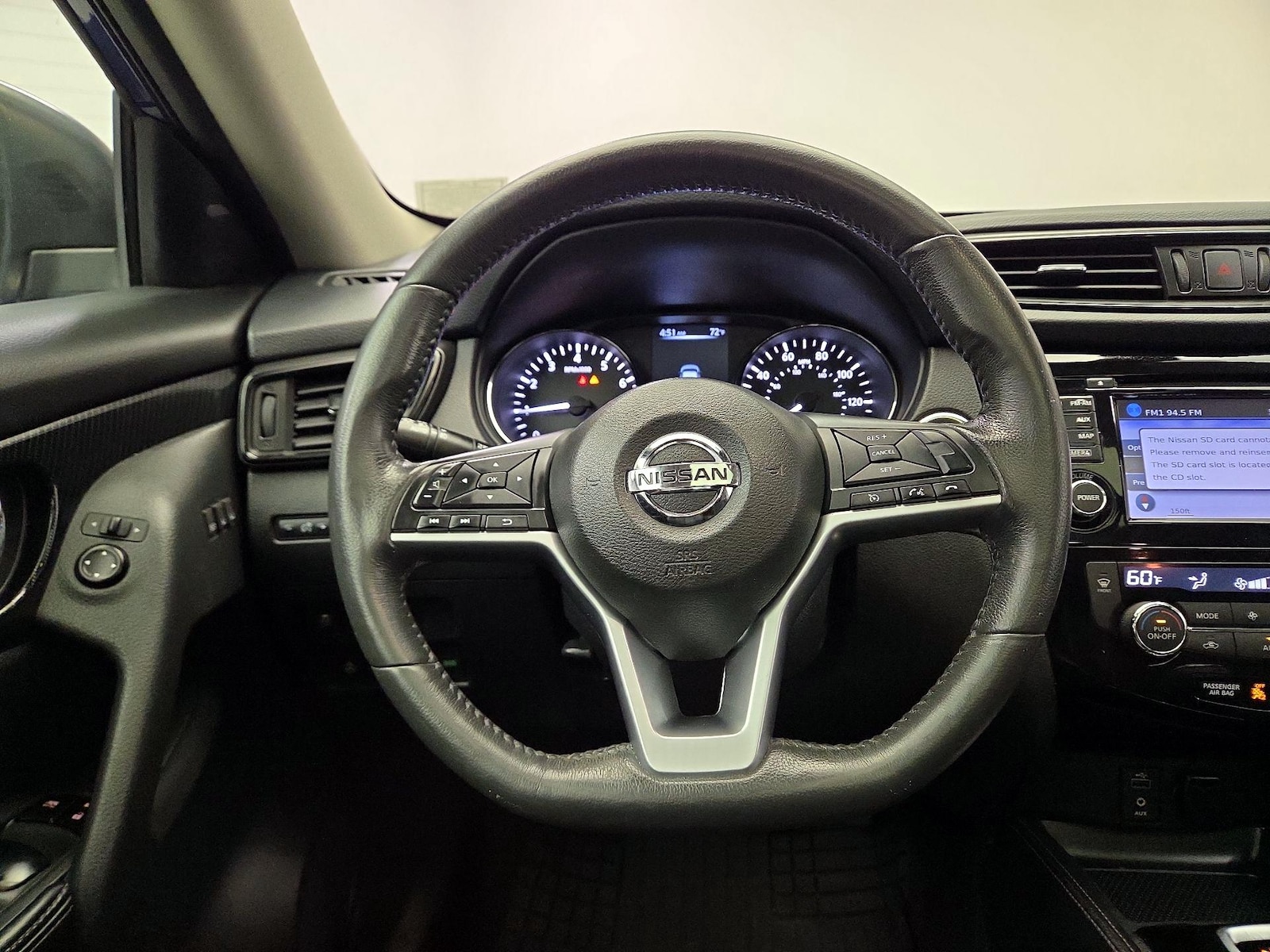 2017 Nissan Rogue SL - Photo 9