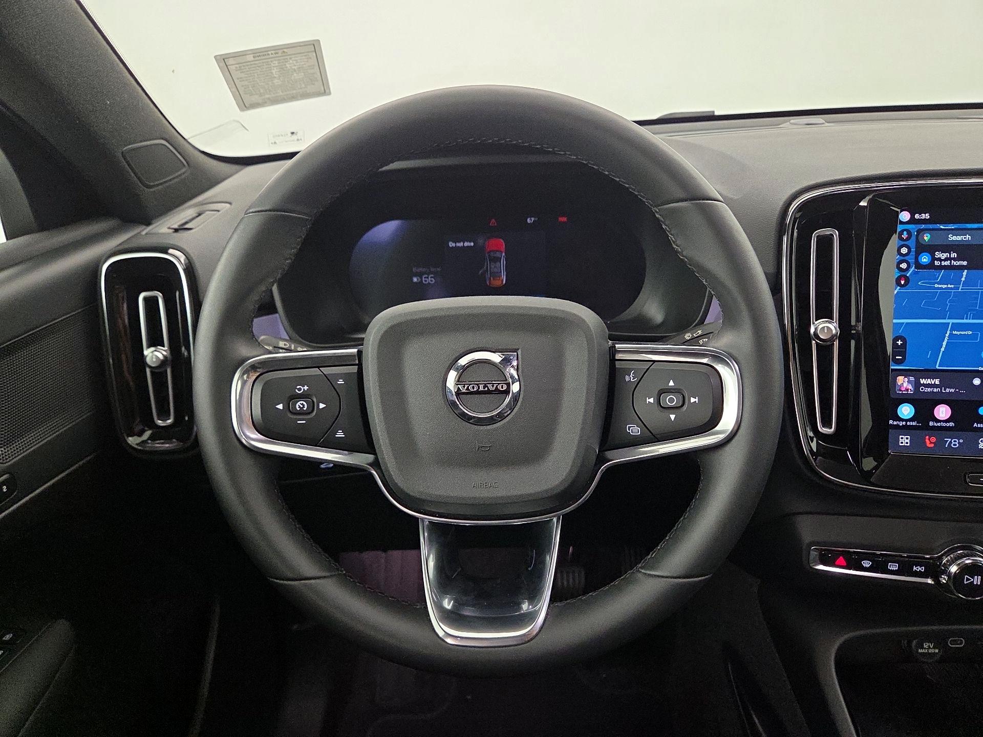 Thumbnail: 2024 Volvo C40 - 10