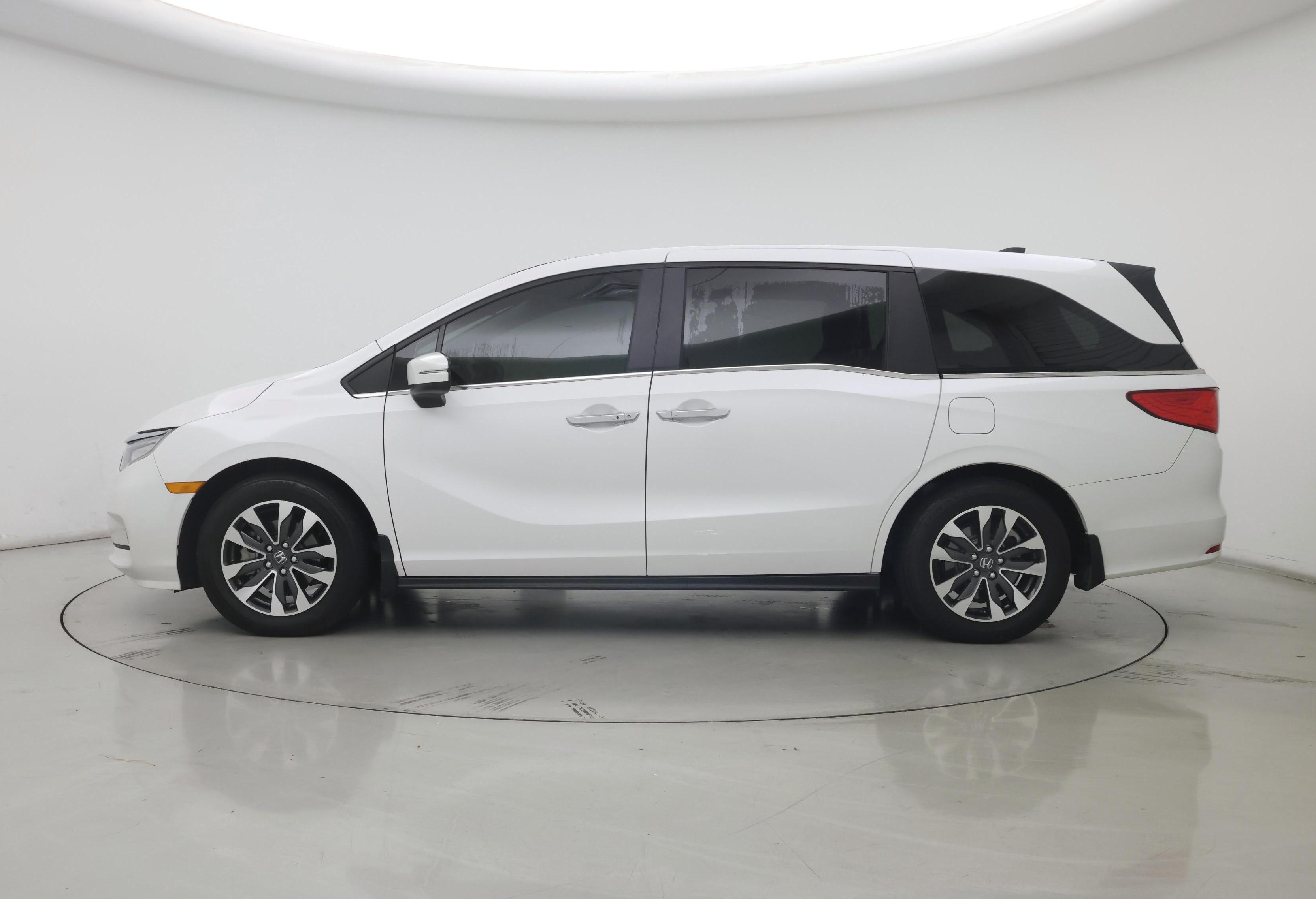 Thumbnail: 2024 Honda Odyssey - 3