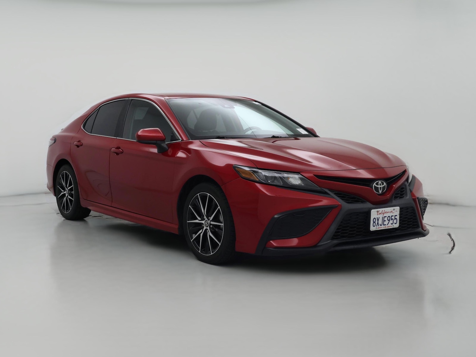 2021 Toyota Camry SE - Photo 1