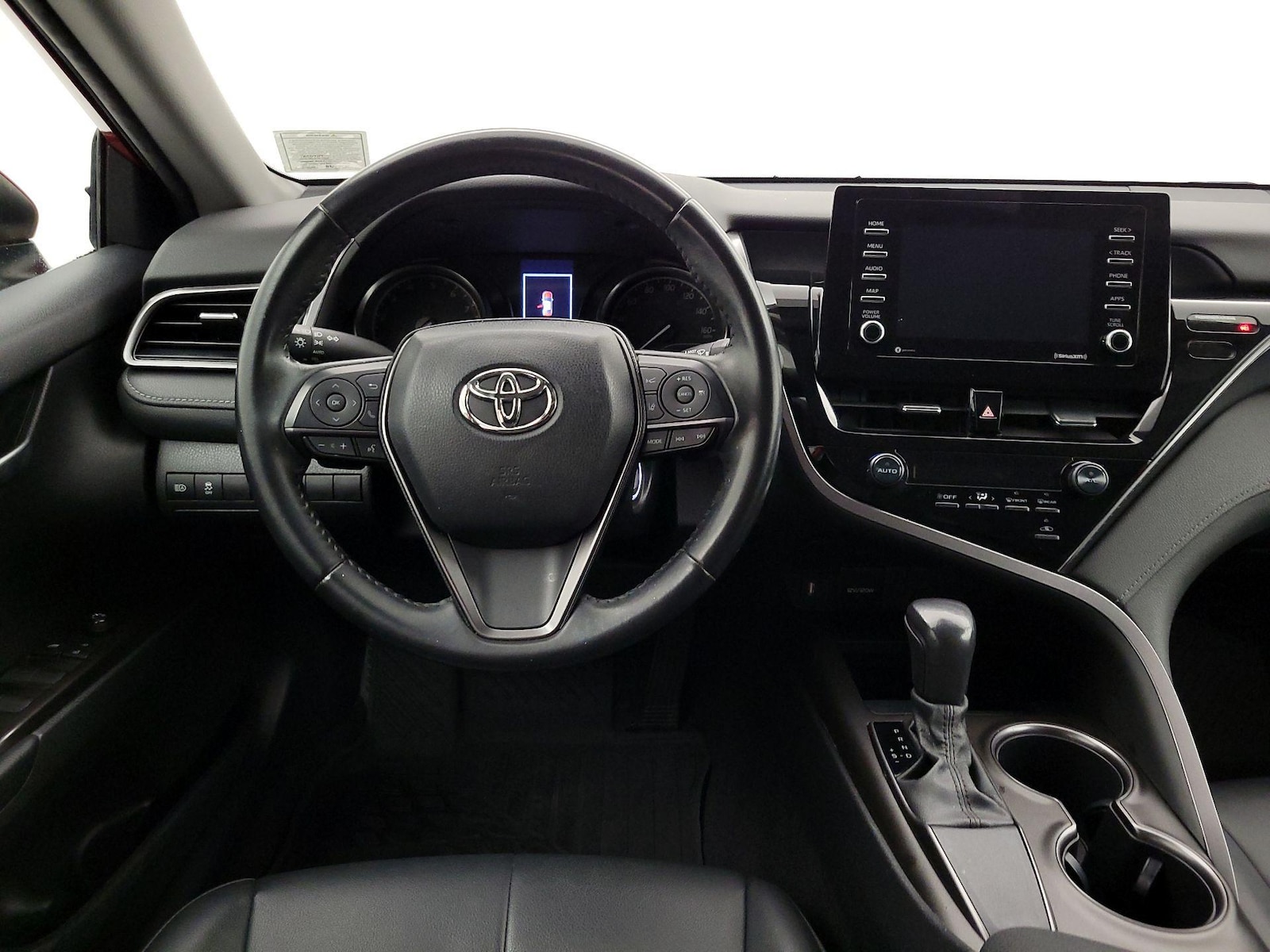 2021 Toyota Camry SE - Photo 11