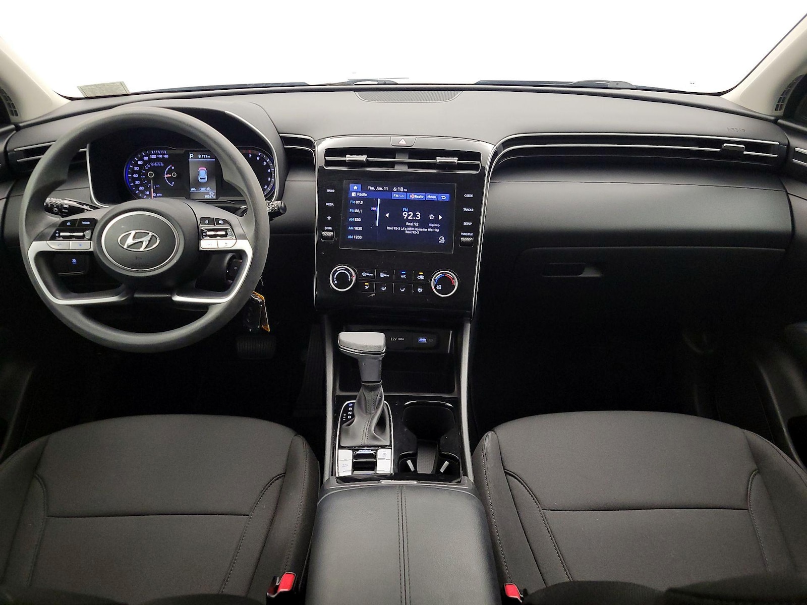2023 Hyundai Tucson SE - Photo 10