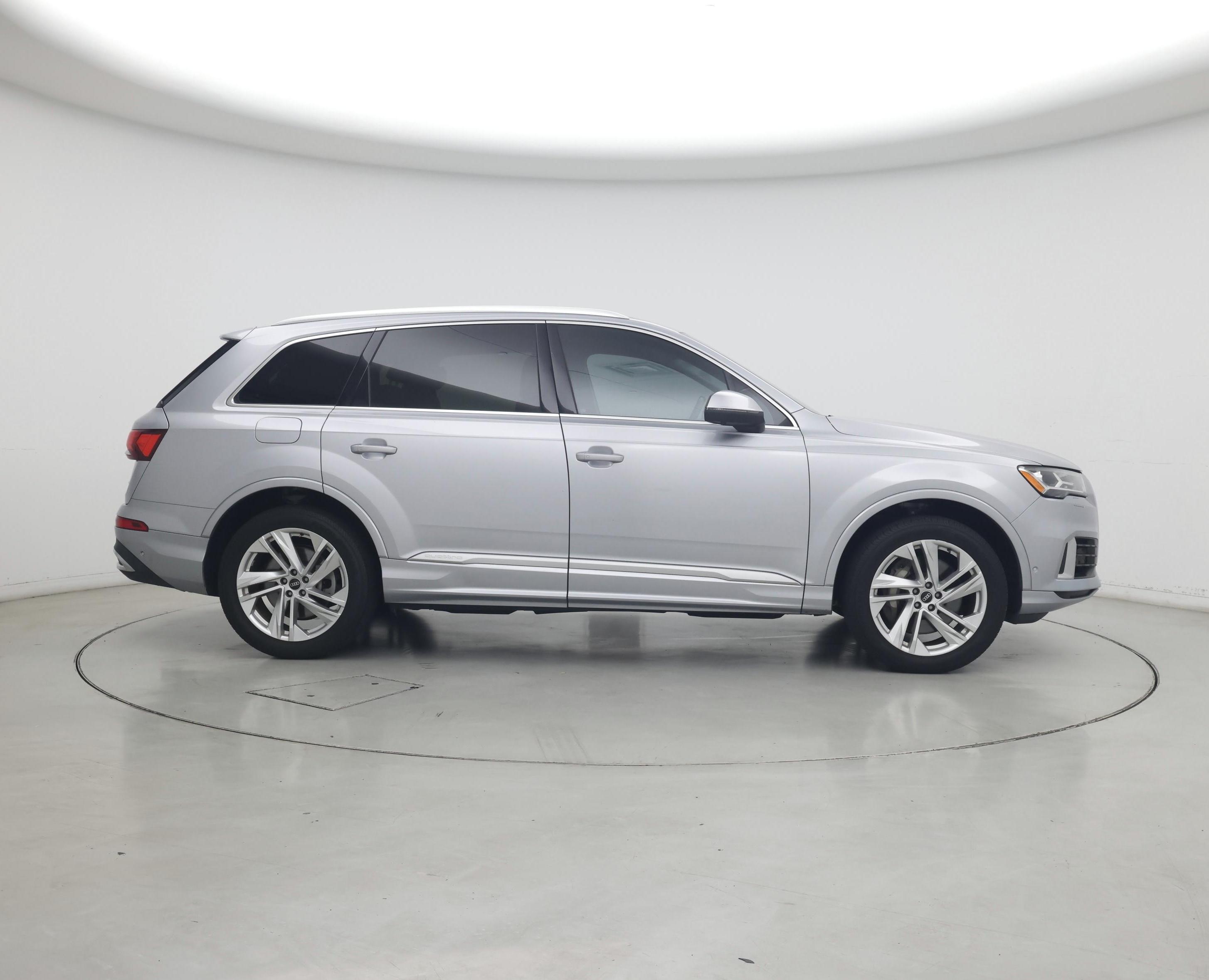 Thumbnail: 2021 Audi Q7 - 7