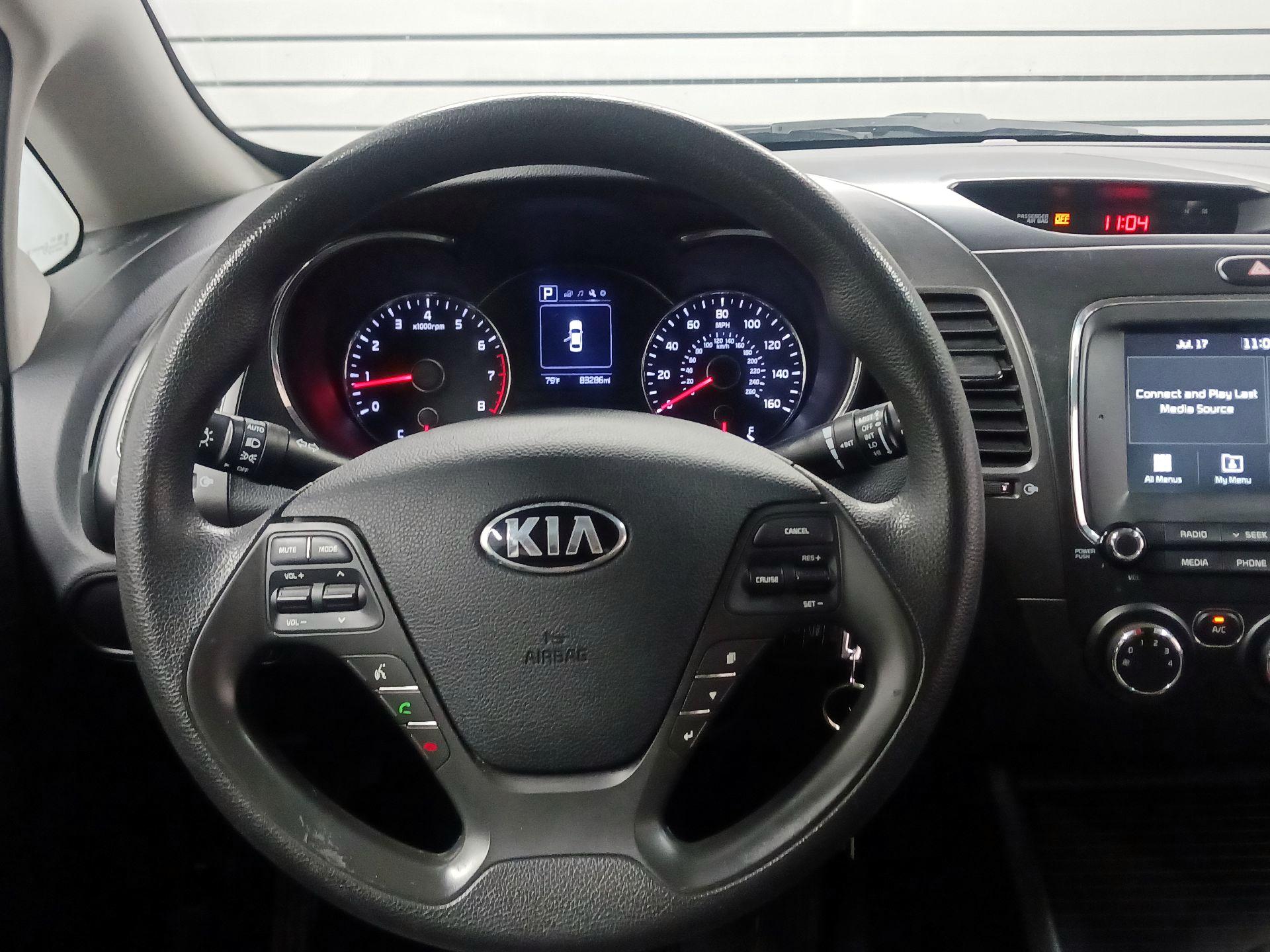 Thumbnail: 2018 Kia Forte - 10