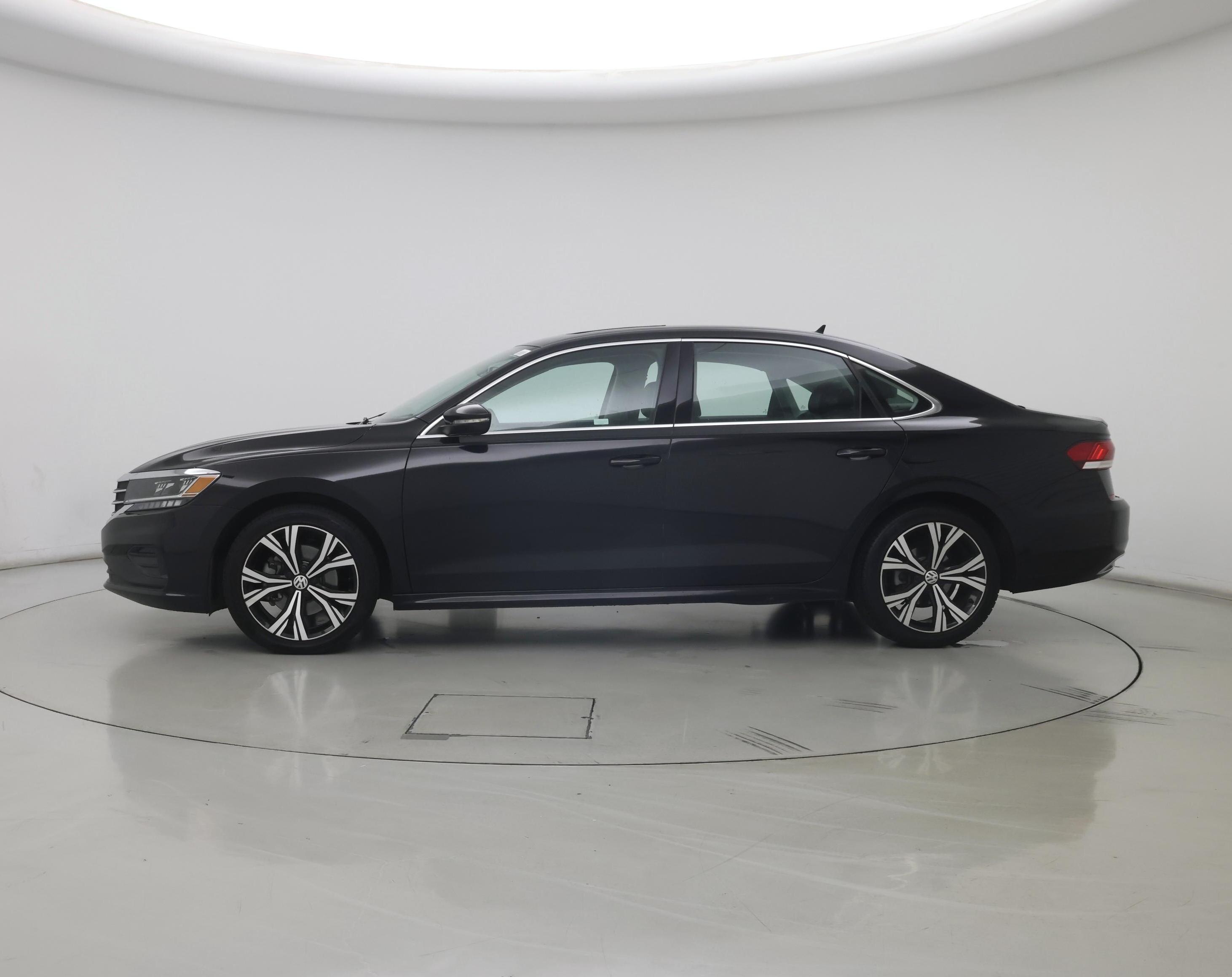 Thumbnail: 2021 Volkswagen Passat - 3