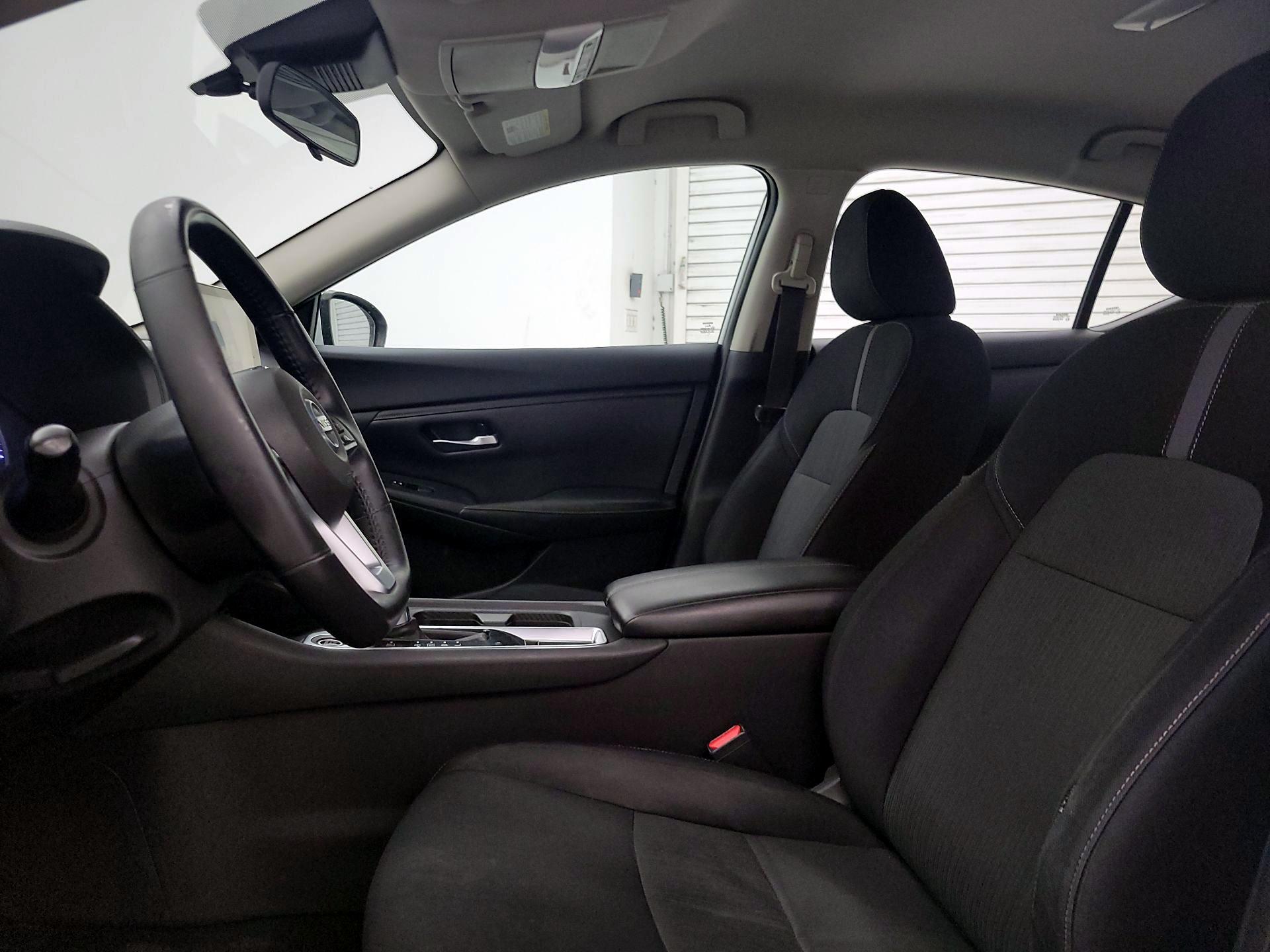 Thumbnail: 2021 Nissan Sentra - 11