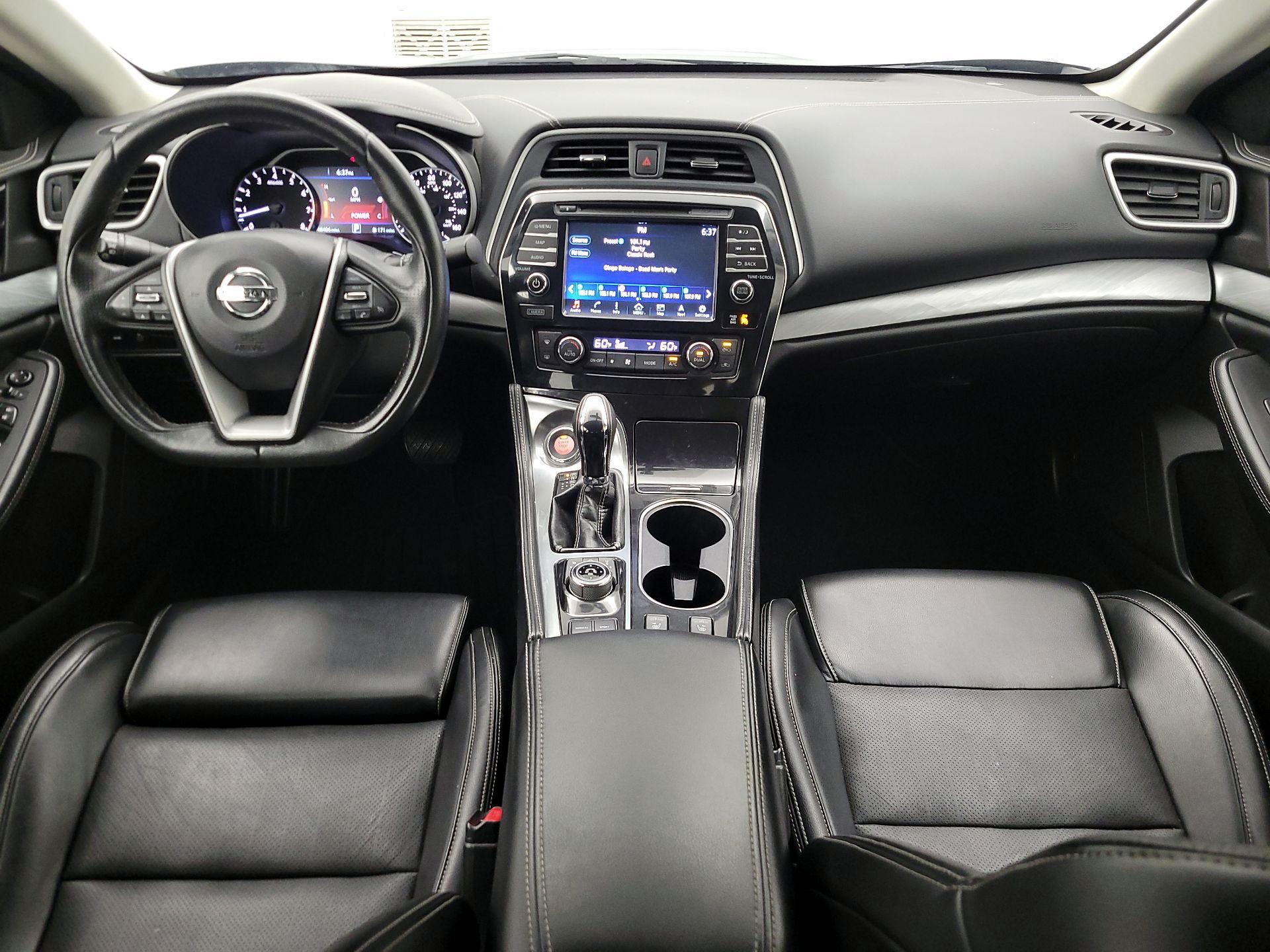 Thumbnail: 2017 Nissan Maxima - 9