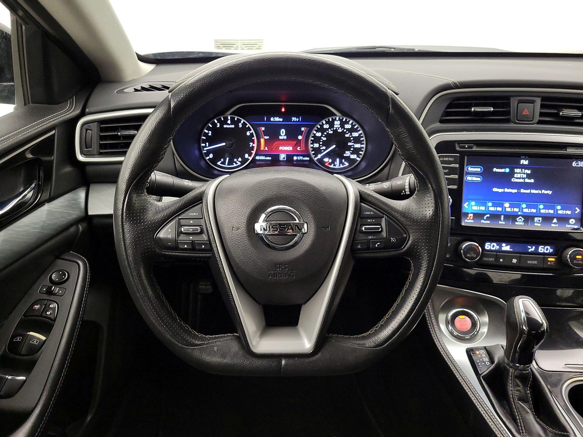 Thumbnail: 2017 Nissan Maxima - 10
