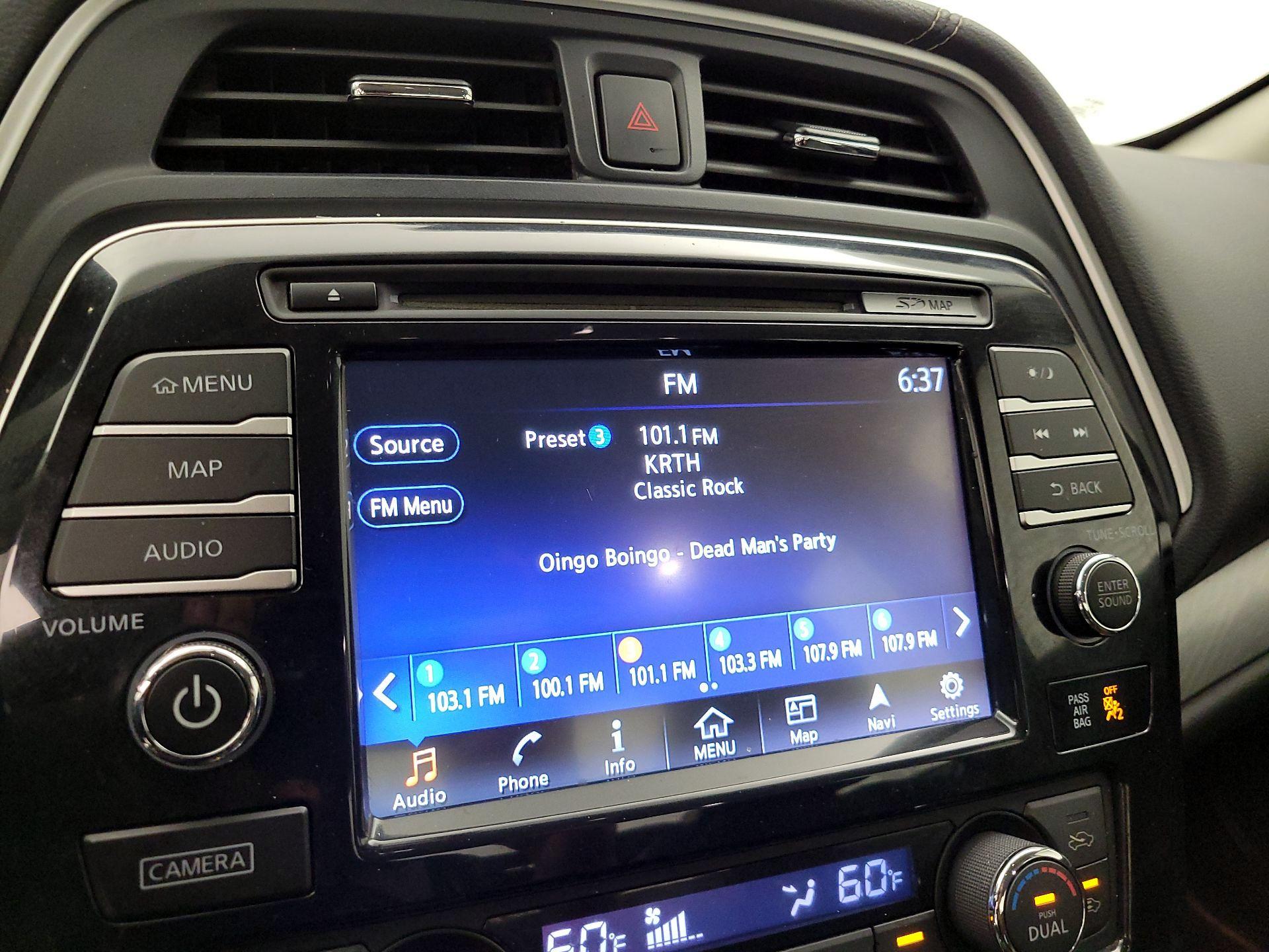 Thumbnail: 2017 Nissan Maxima - 15