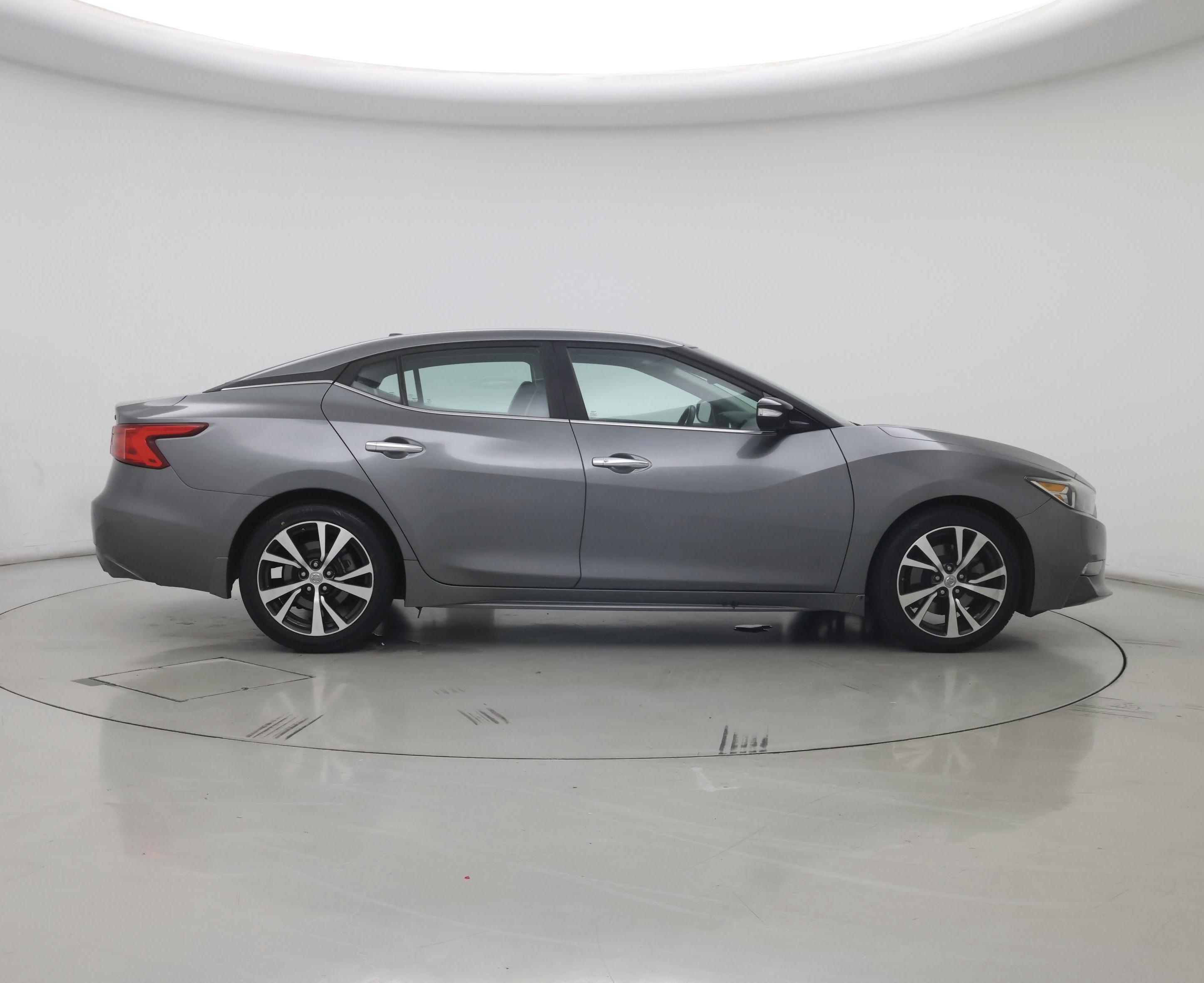 Thumbnail: 2017 Nissan Maxima - 7