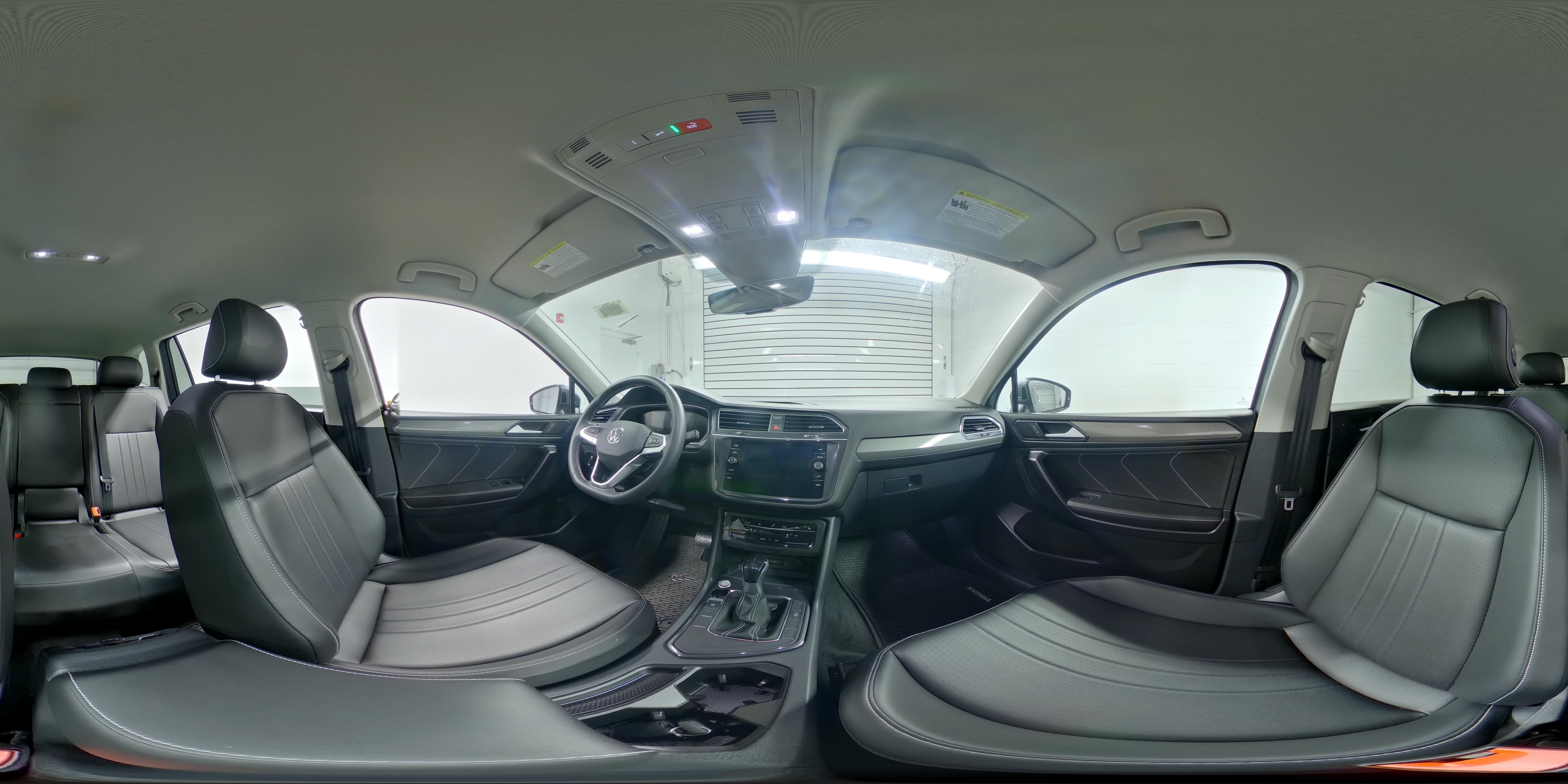 2023 Volkswagen Tiguan SE - Photo 26