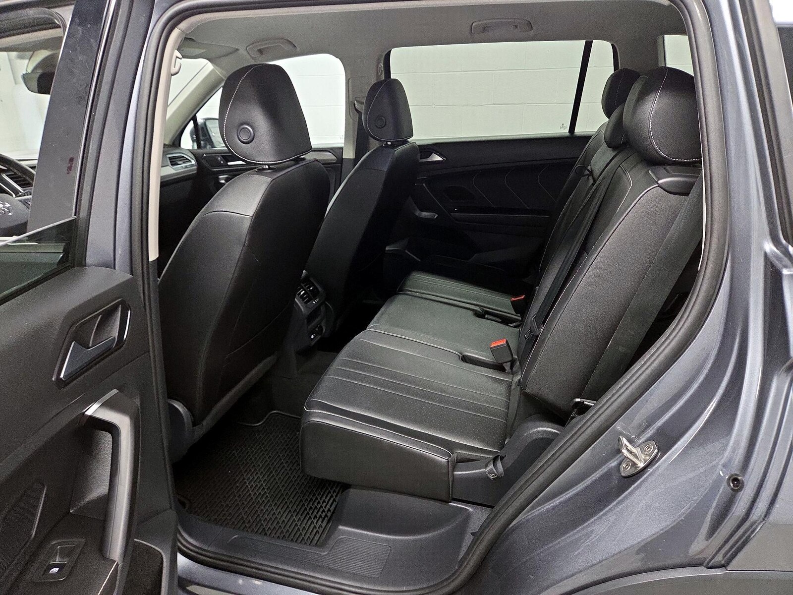 2023 Volkswagen Tiguan SE - Photo 20
