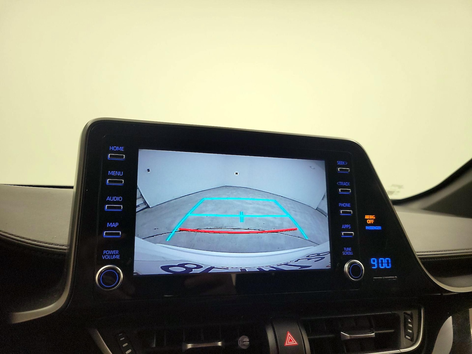2019 Toyota C-HR LE - Photo 15
