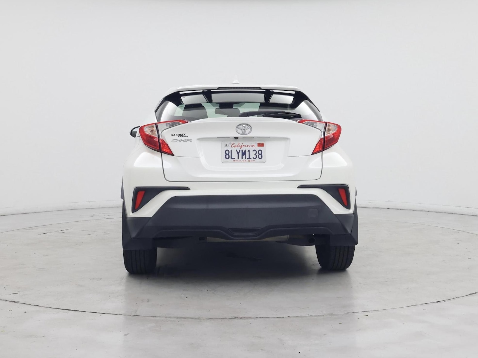 2019 Toyota C-HR LE - Photo 7