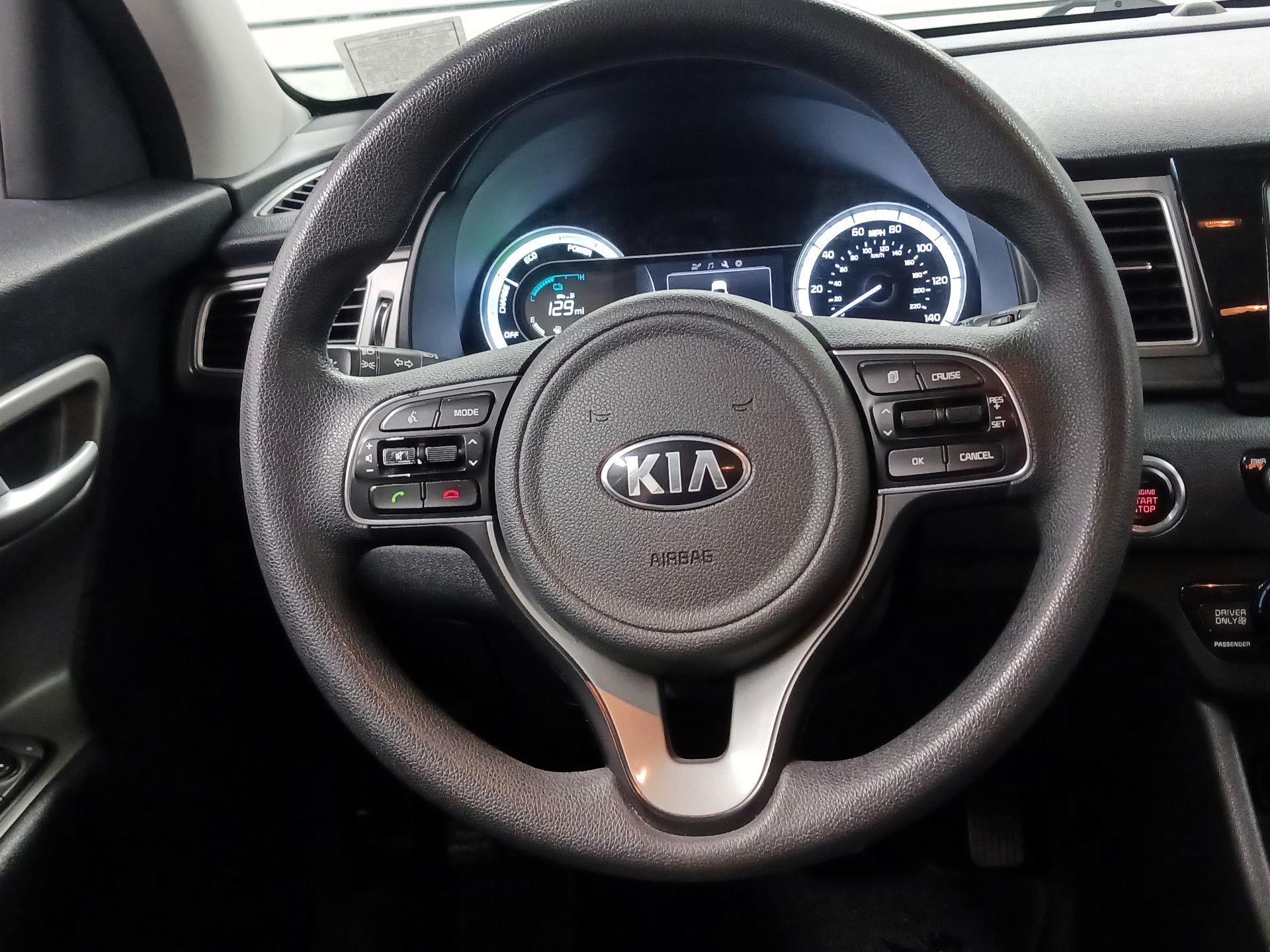 Thumbnail: 2018 Kia Niro - 10