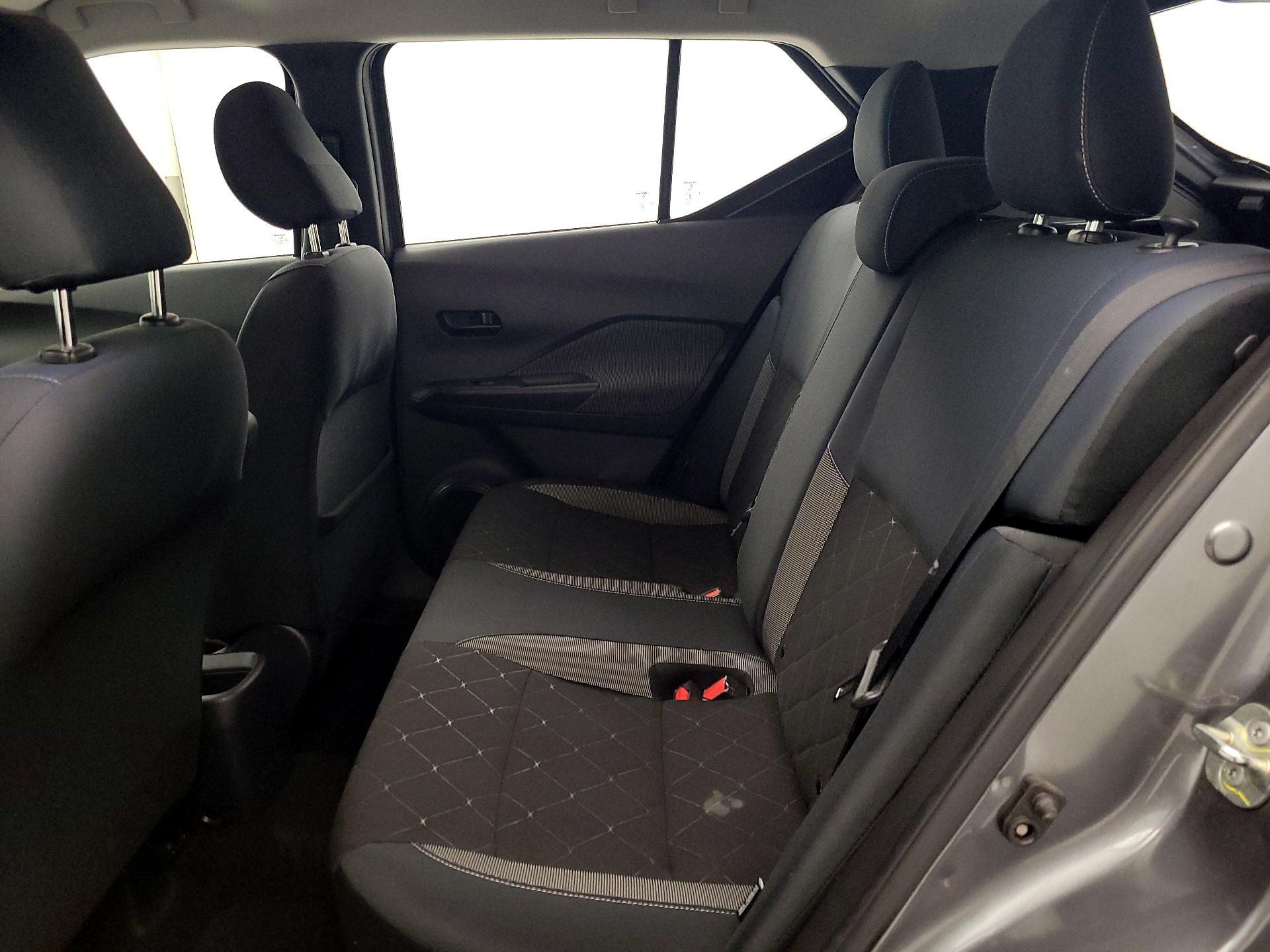 Thumbnail: 2020 Nissan Kicks - 17