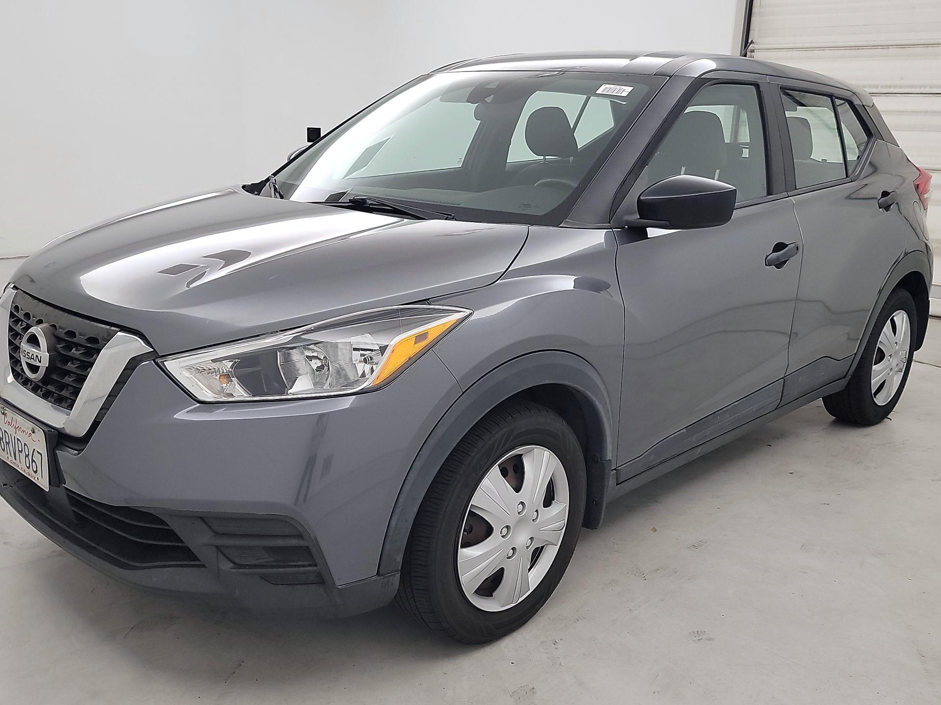 Thumbnail: 2020 Nissan Kicks - 3