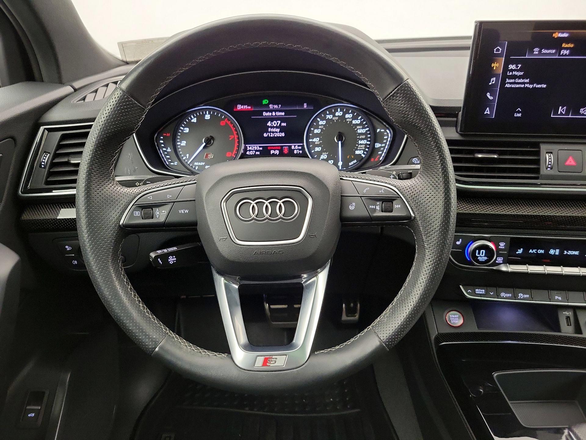 Thumbnail: 2022 Audi SQ5 - 10