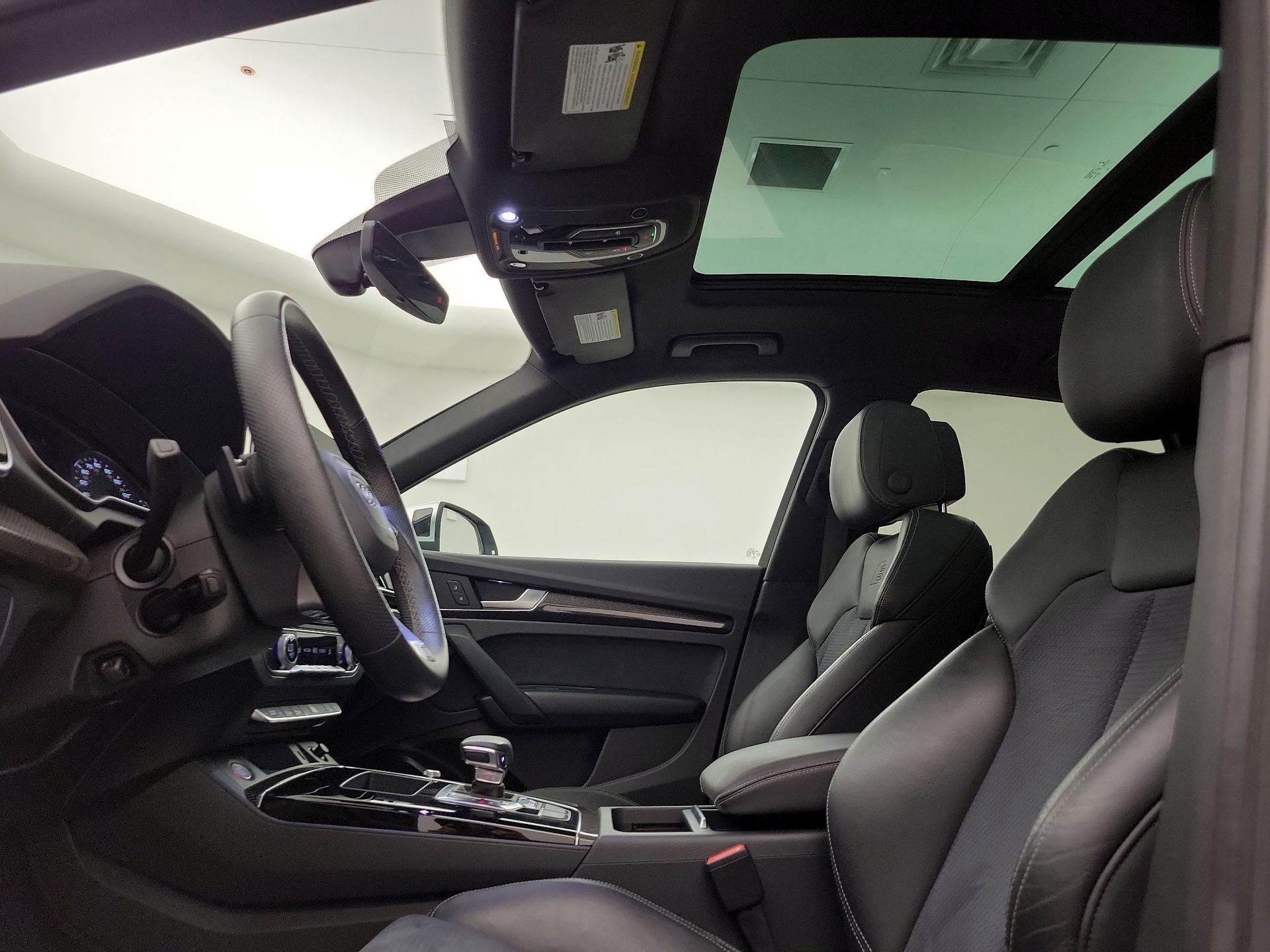 Thumbnail: 2022 Audi SQ5 - 19