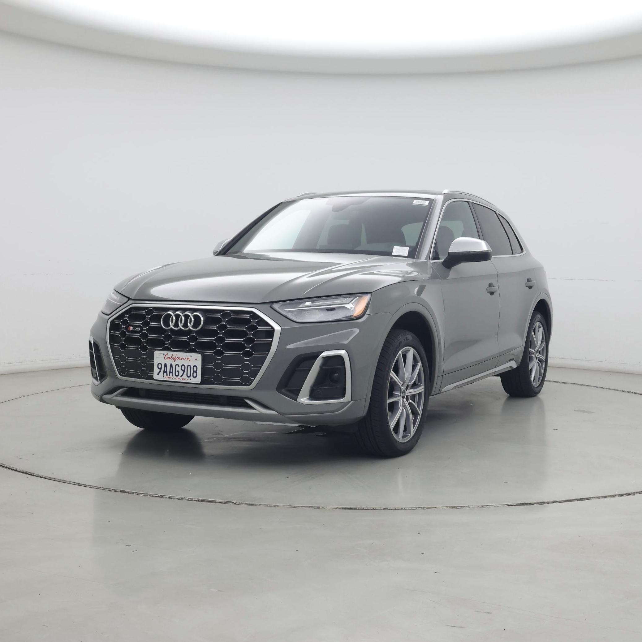 Thumbnail: 2022 Audi SQ5 - 4