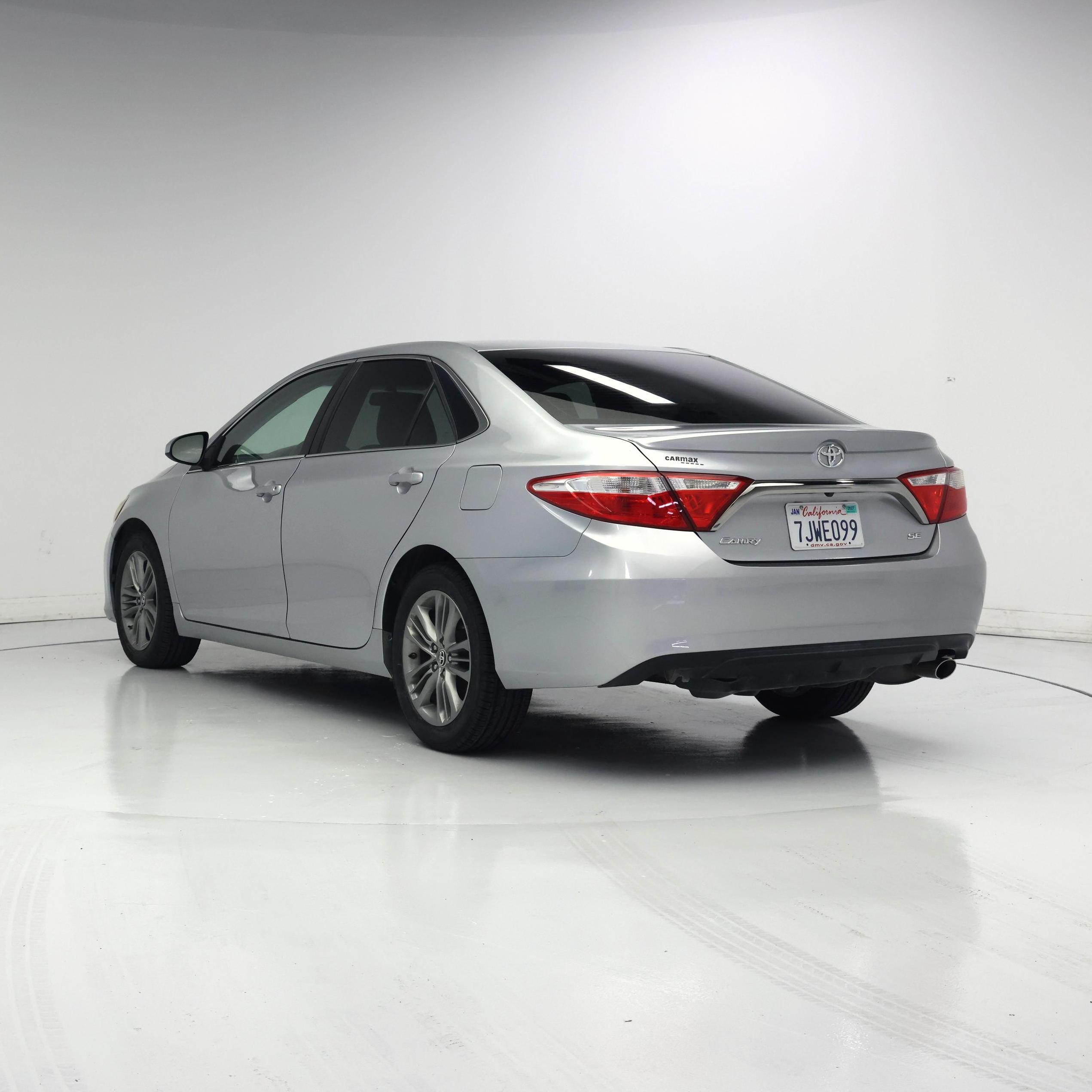 Thumbnail: 2015 Toyota Camry - 2