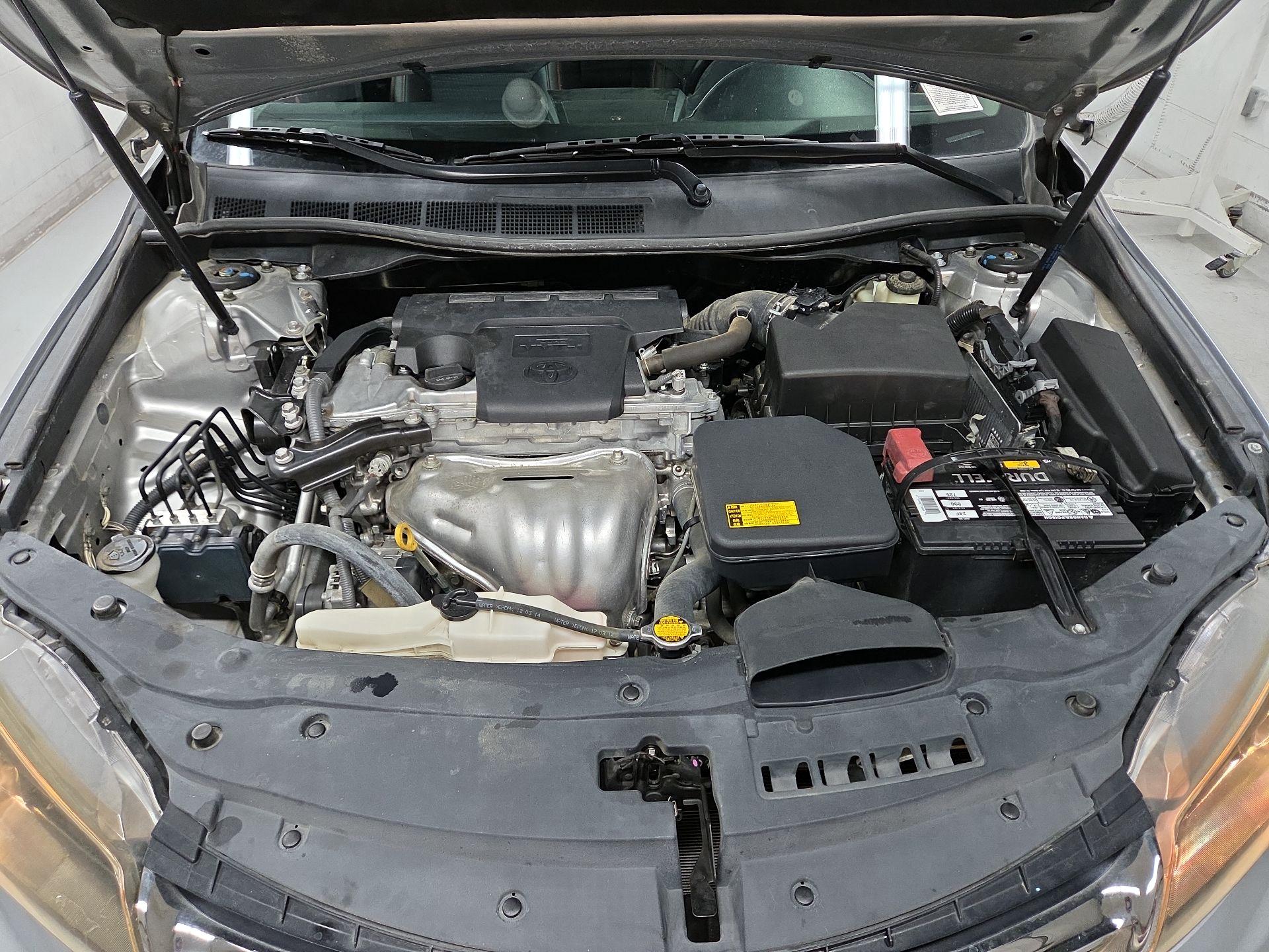 Thumbnail: 2015 Toyota Camry - 19