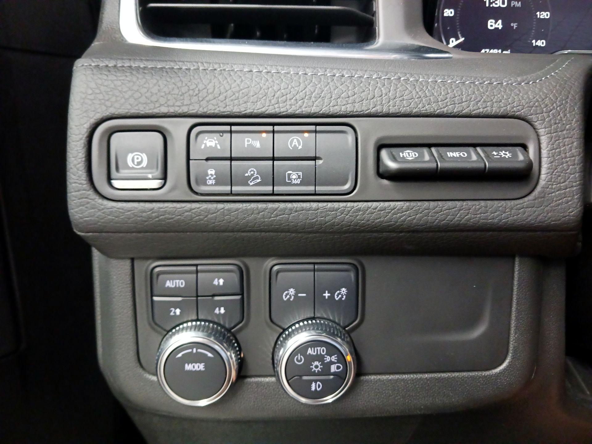 Thumbnail: 2024 GMC Yukon XL - 13