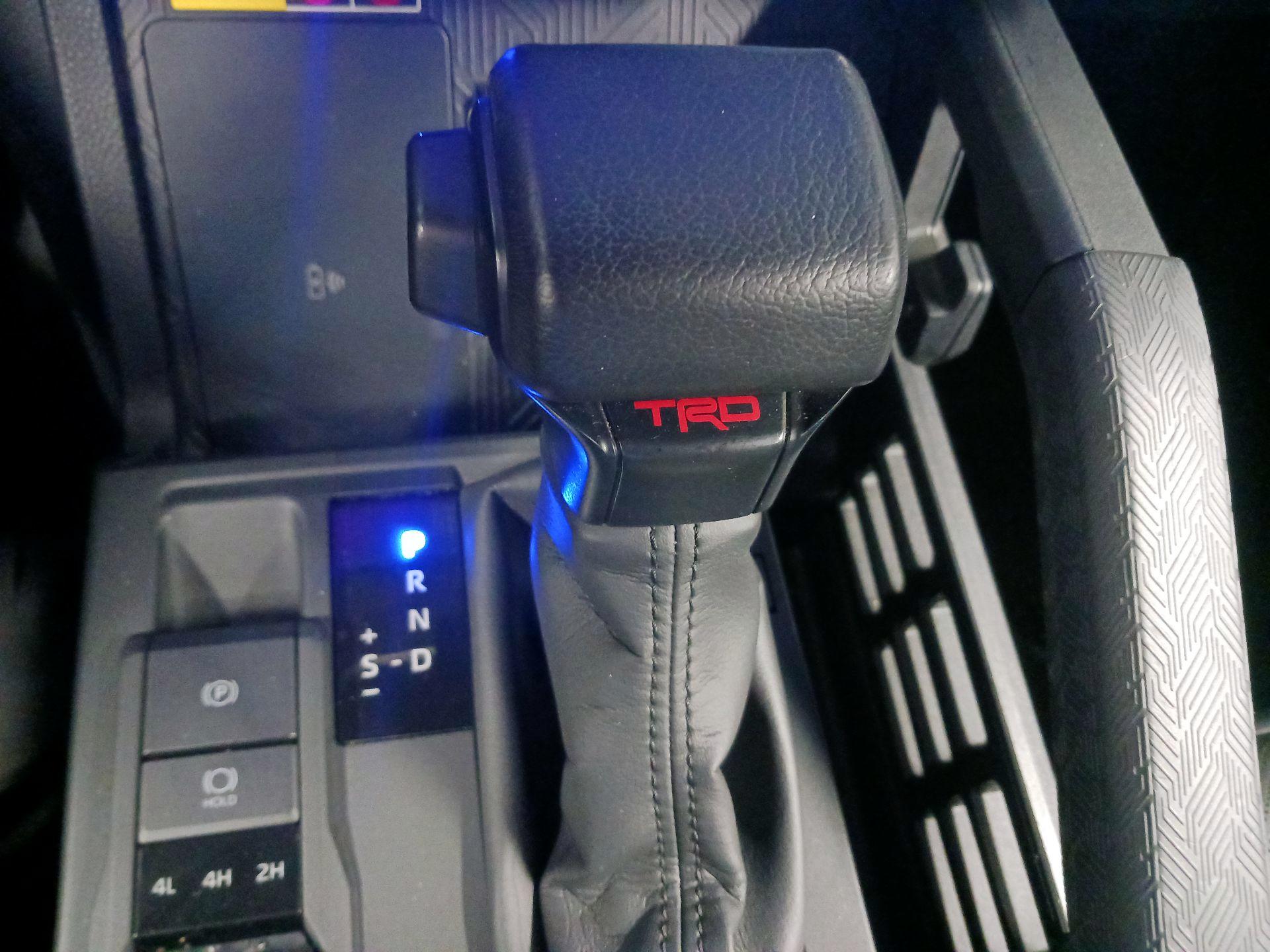Thumbnail: 2025 Toyota 4Runner - 15