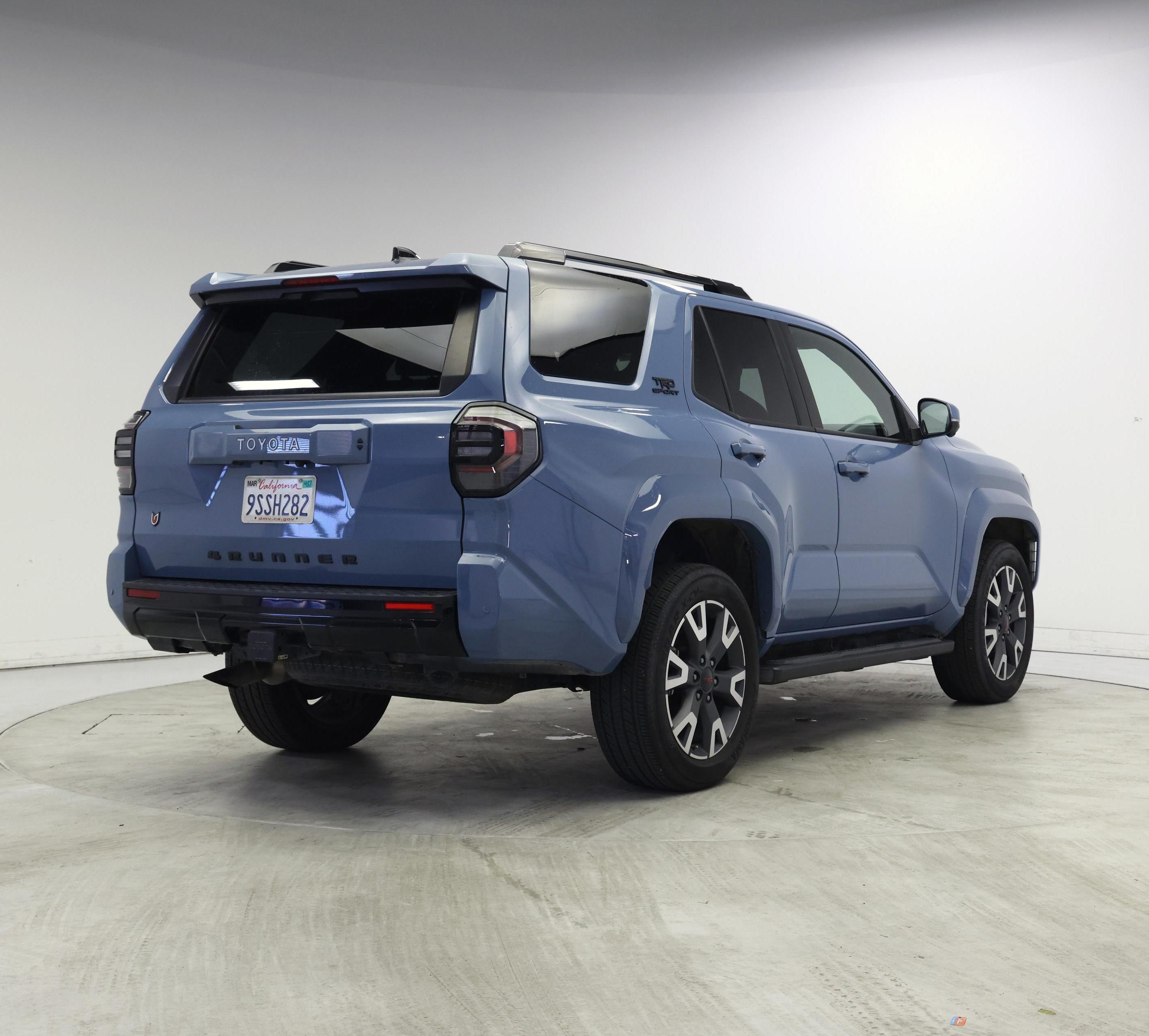 Thumbnail: 2025 Toyota 4Runner - 8