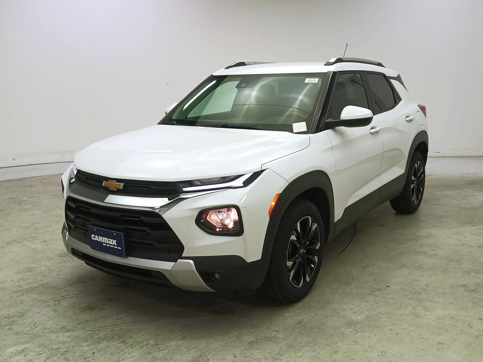 Thumbnail: 2023 Chevrolet TrailBlazer - 3