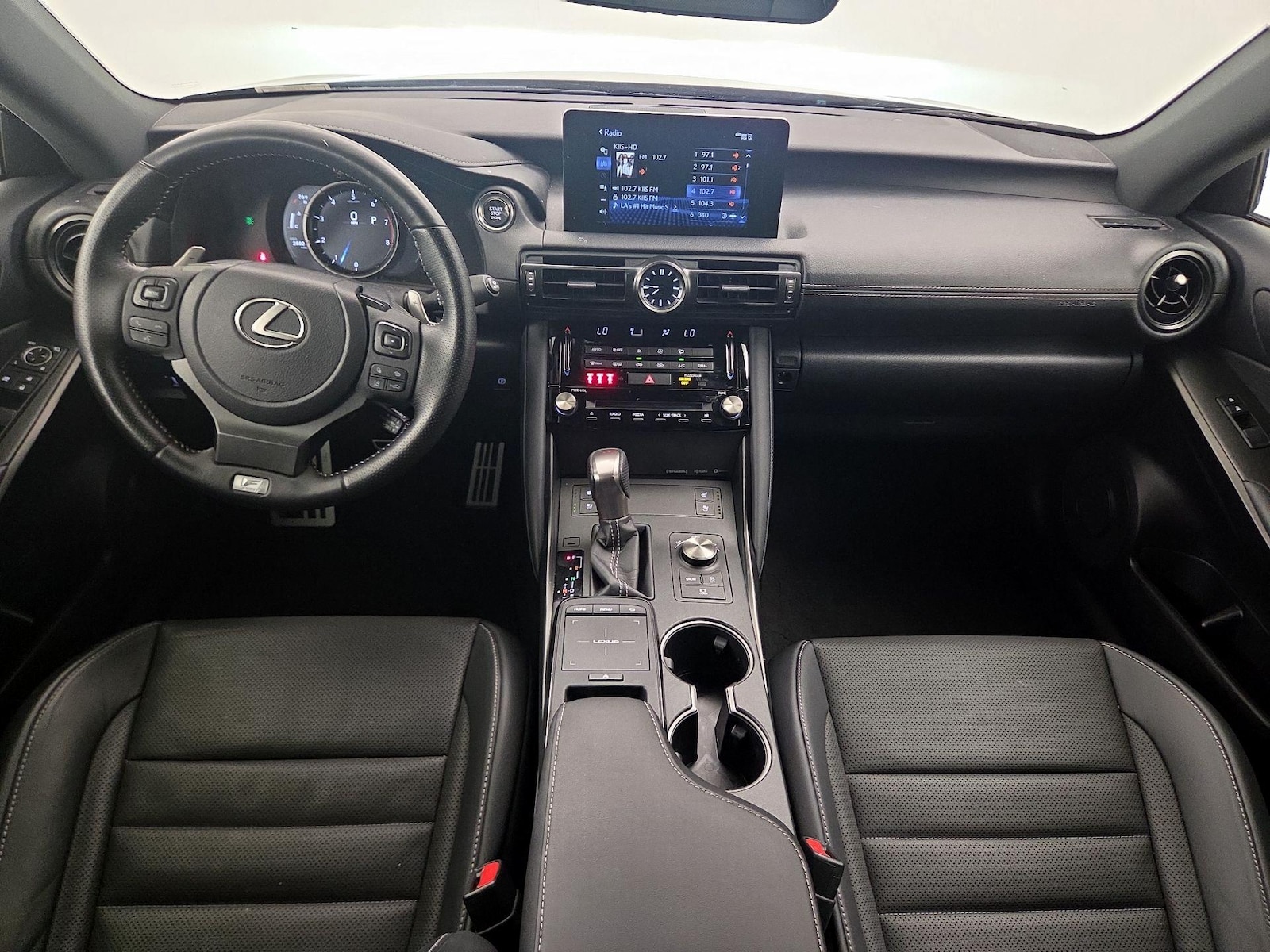 2025 Lexus IS 350 F SPORT - Photo 10