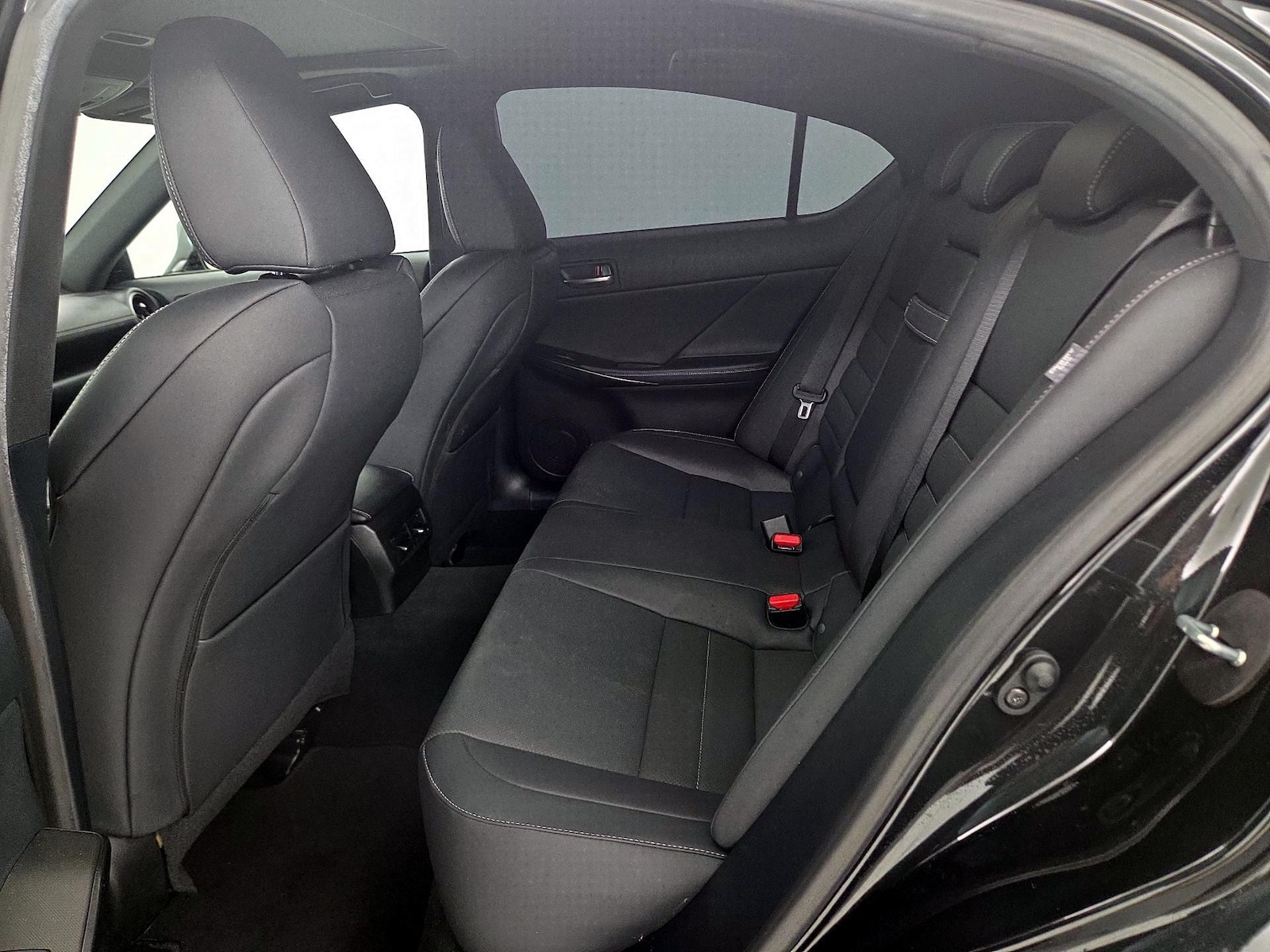2025 Lexus IS 350 F SPORT - Photo 21