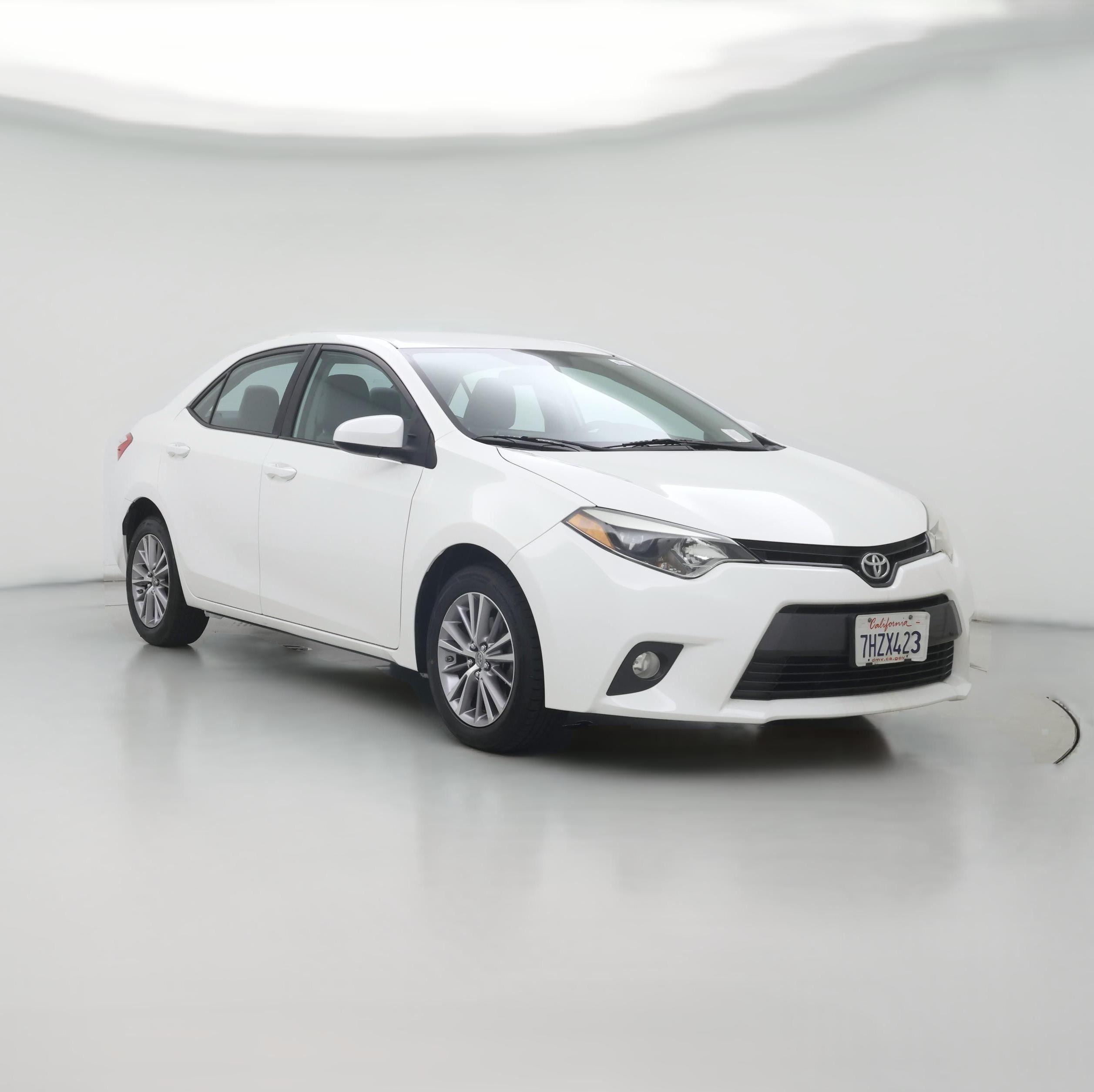 Thumbnail: 2015 Toyota Corolla - 1