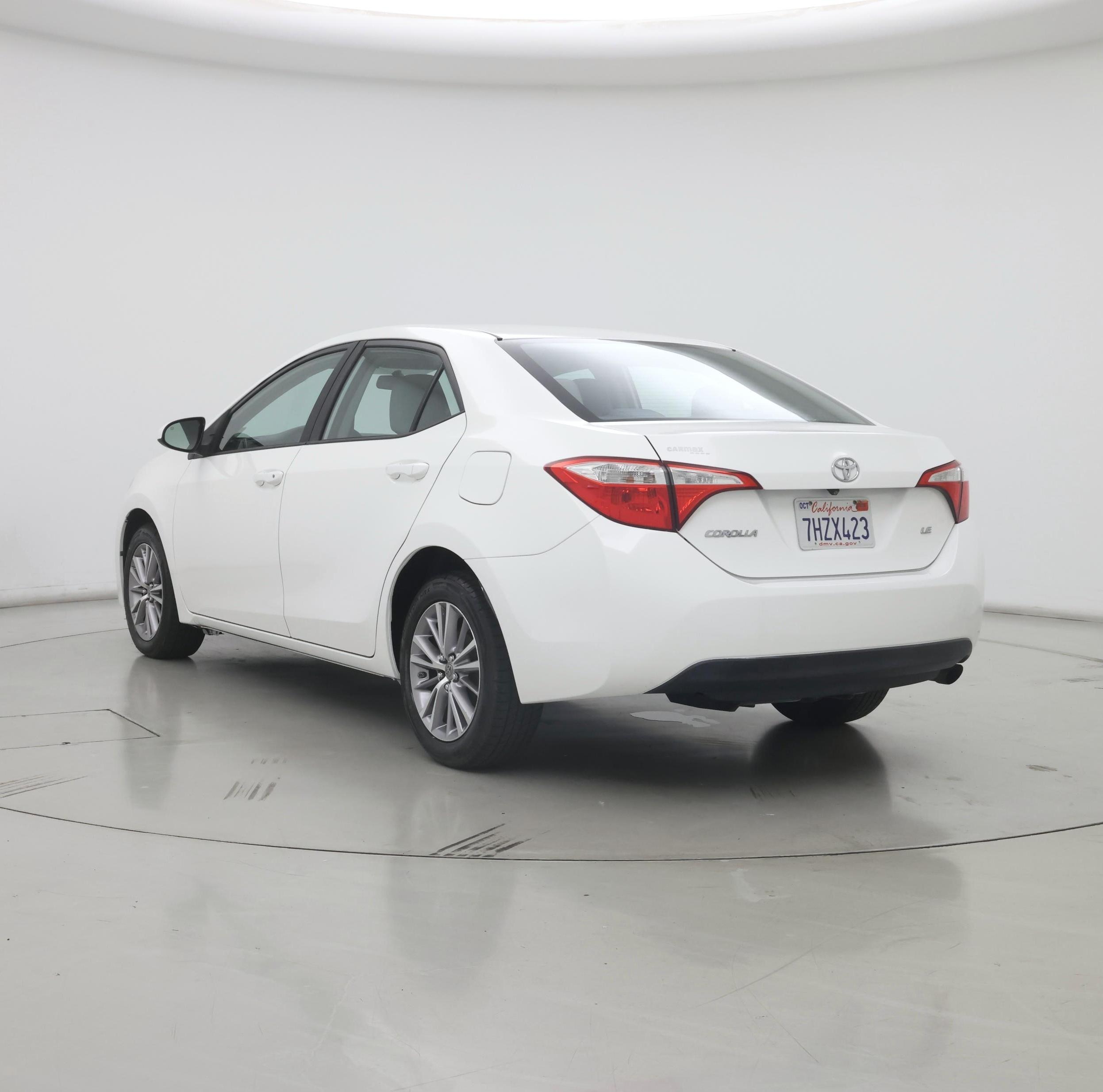 Thumbnail: 2015 Toyota Corolla - 2