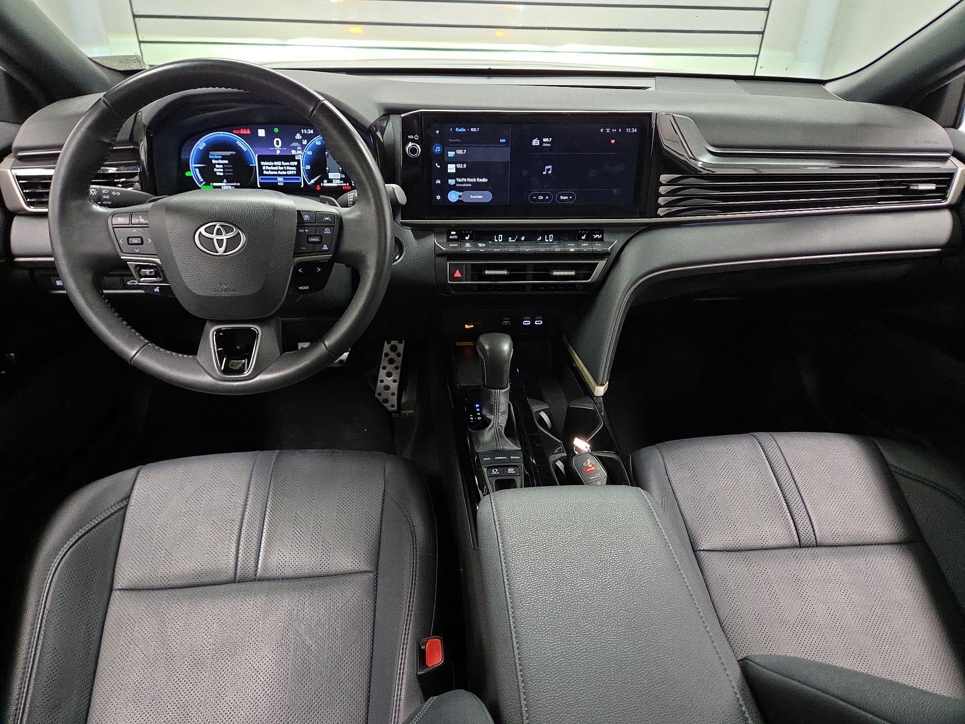 Thumbnail: 2025 Toyota Camry - 9