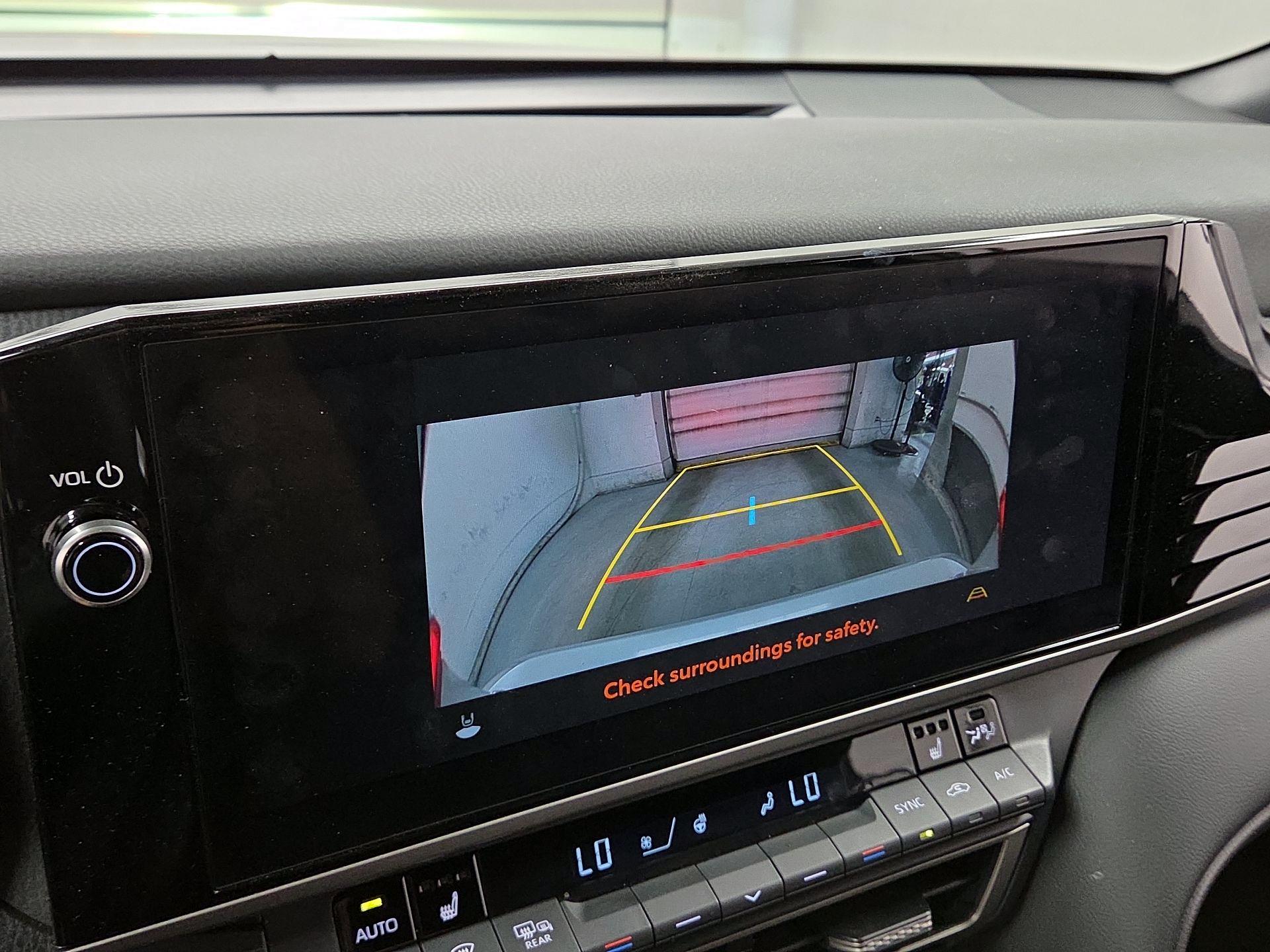 Thumbnail: 2025 Toyota Camry - 14