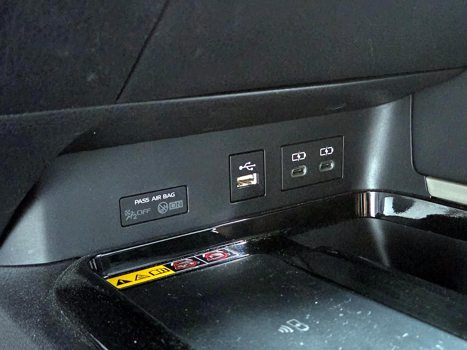 2025 Toyota Camry XSE - Photo 19