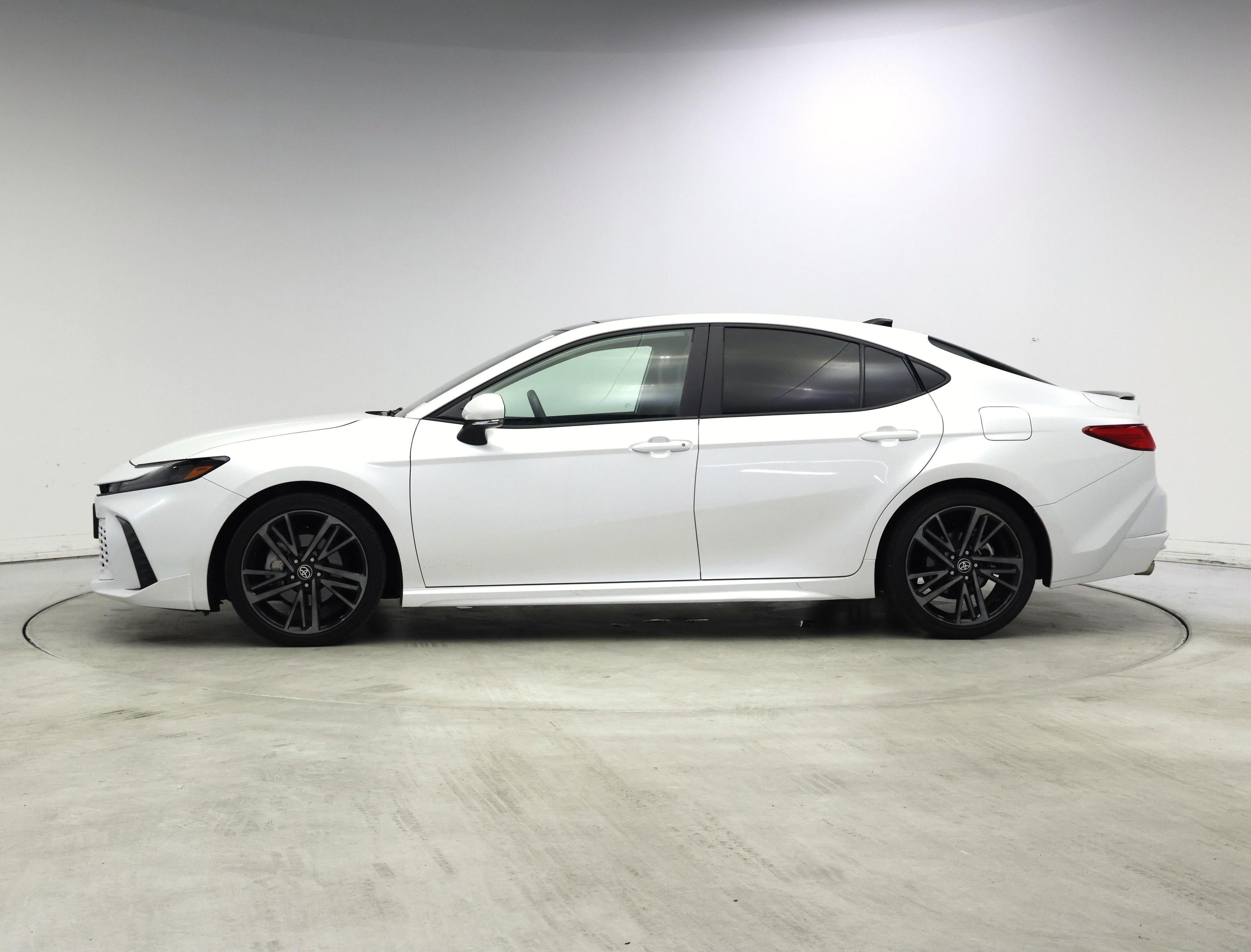 Thumbnail: 2025 Toyota Camry - 3