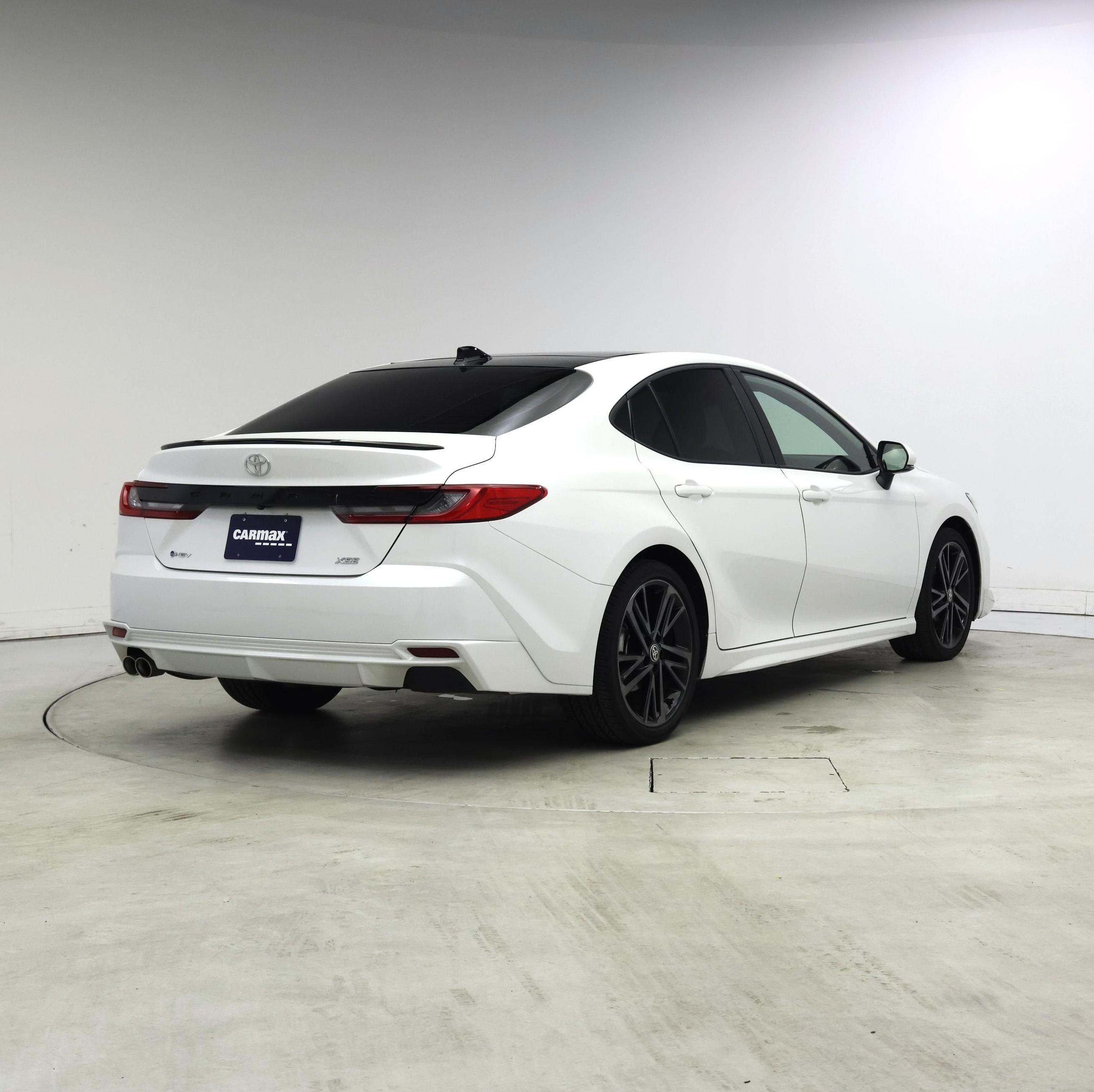Thumbnail: 2025 Toyota Camry - 8