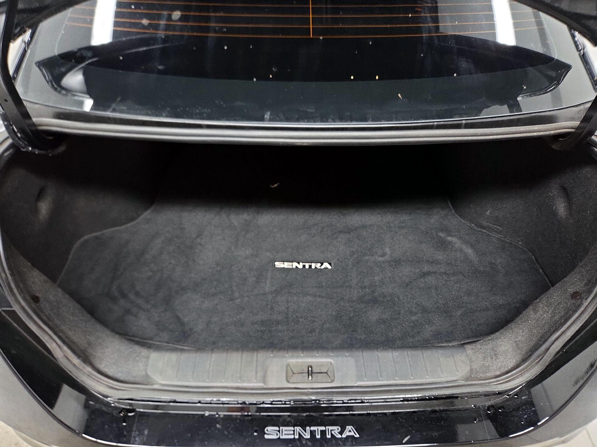 Thumbnail: 2024 Nissan Sentra - 20