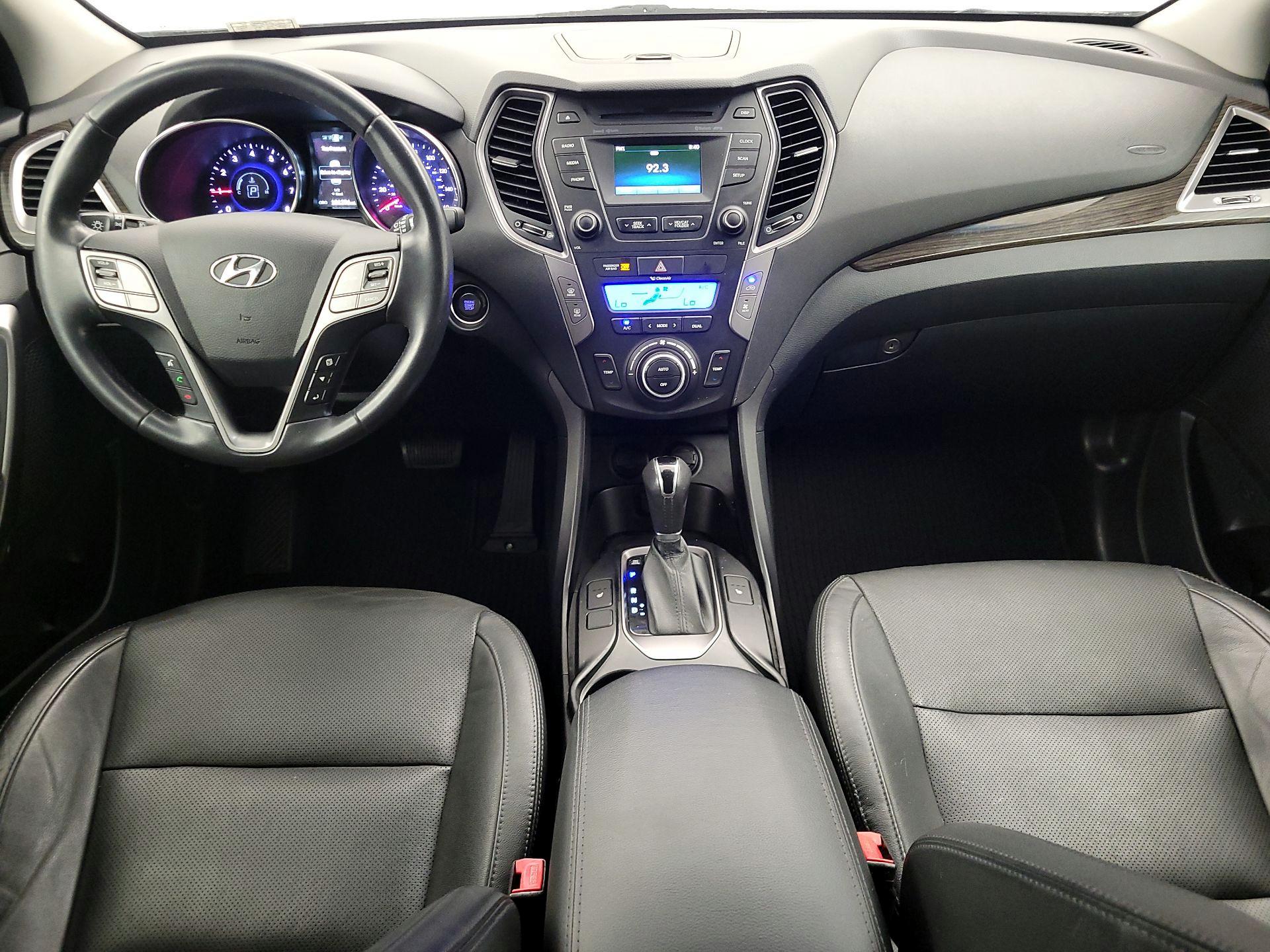 Thumbnail: 2015 Hyundai Santa Fe - 9