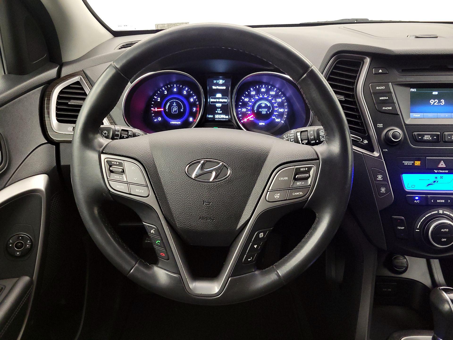 Thumbnail: 2015 Hyundai Santa Fe - 10