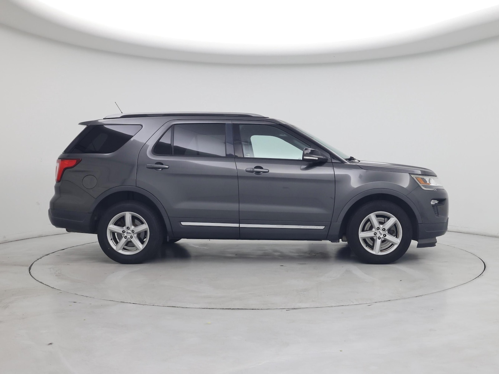 2018 Ford Explorer XLT - Photo 8