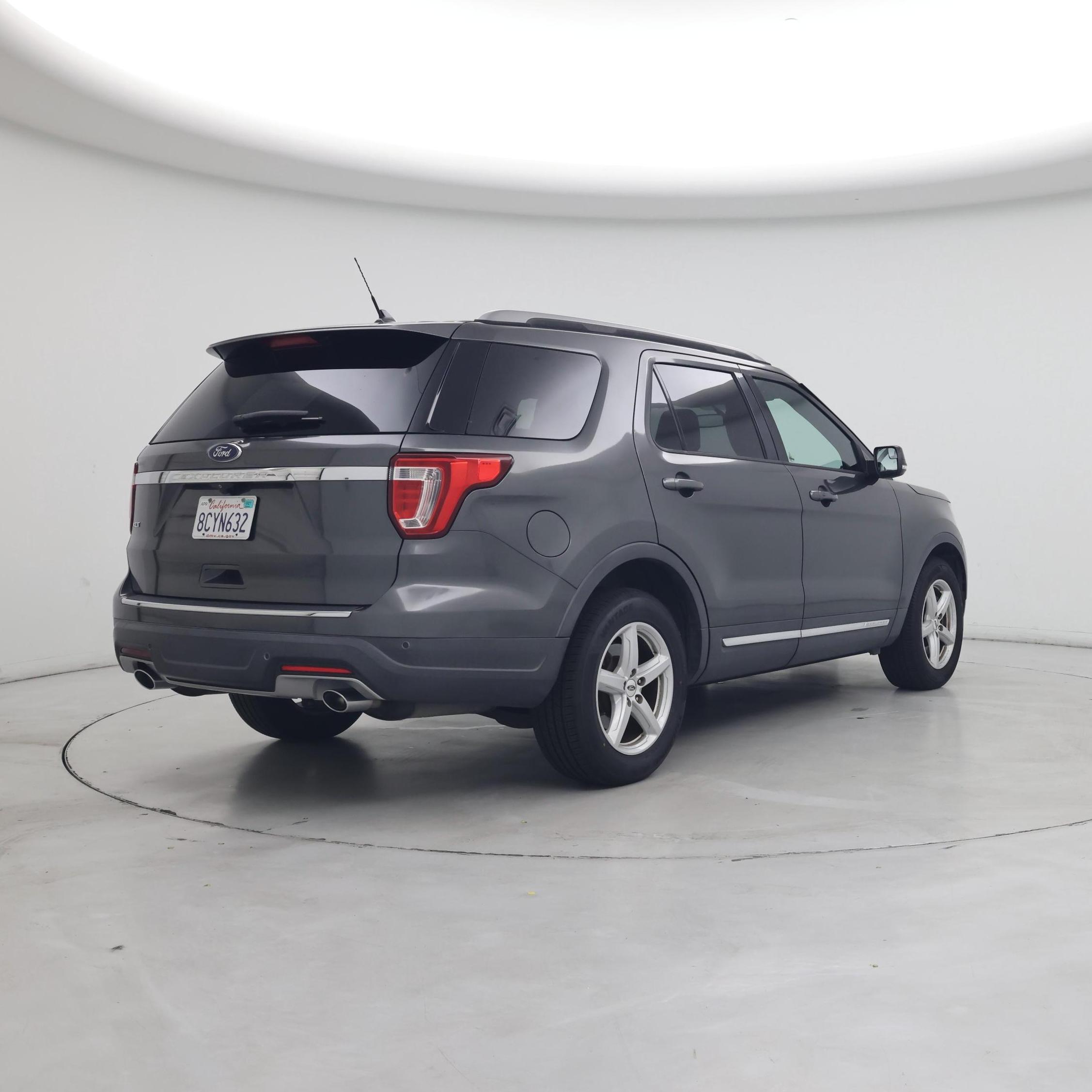 Thumbnail: 2018 Ford Explorer - 8