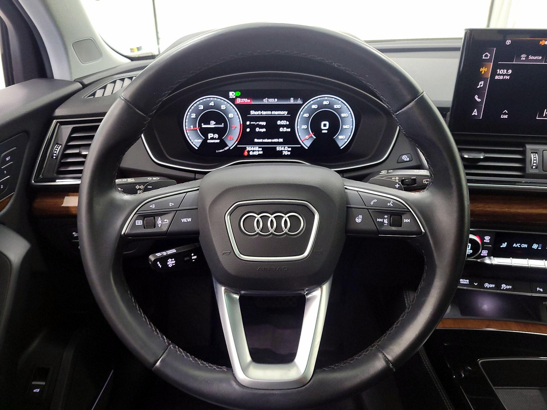Thumbnail: 2023 Audi Q5 - 10
