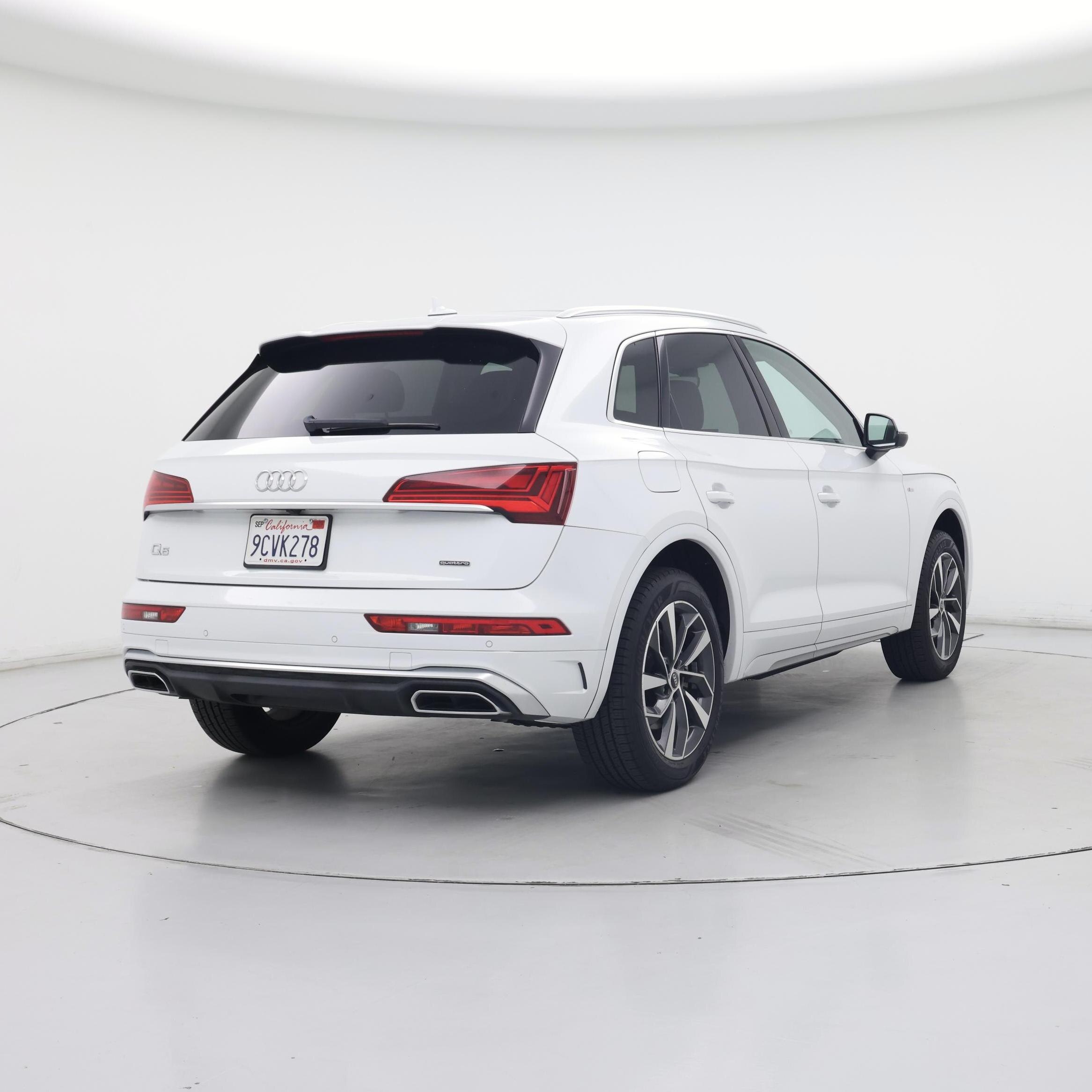 Thumbnail: 2023 Audi Q5 - 8