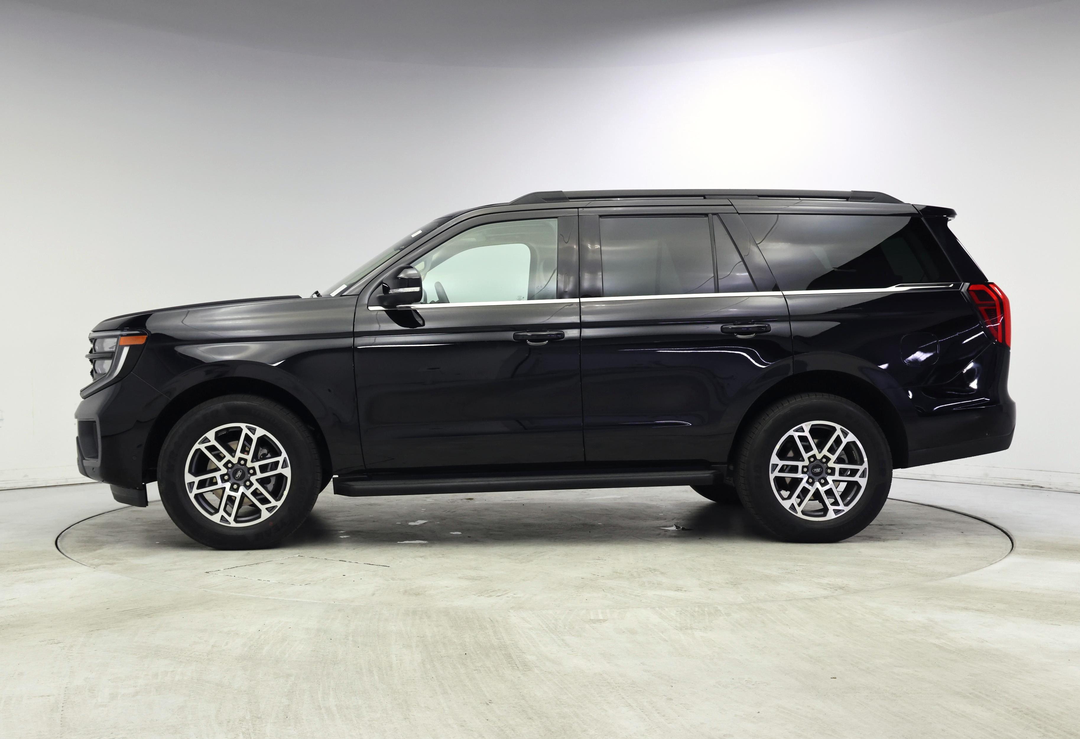 Thumbnail: 2025 Ford Expedition - 3